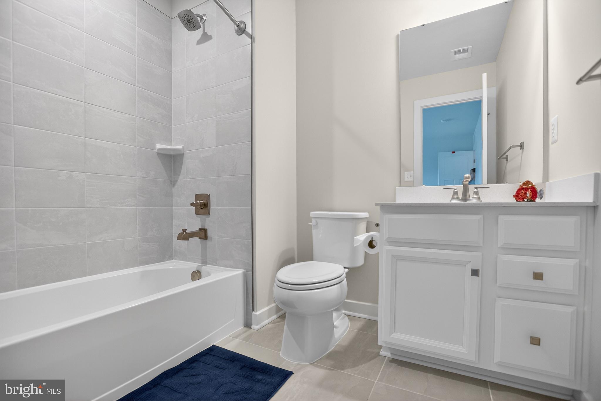 WARRENTON CHASE - Residential