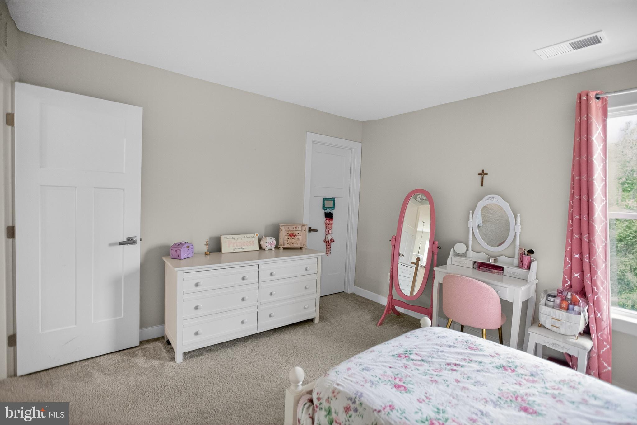 WARRENTON CHASE - Residential