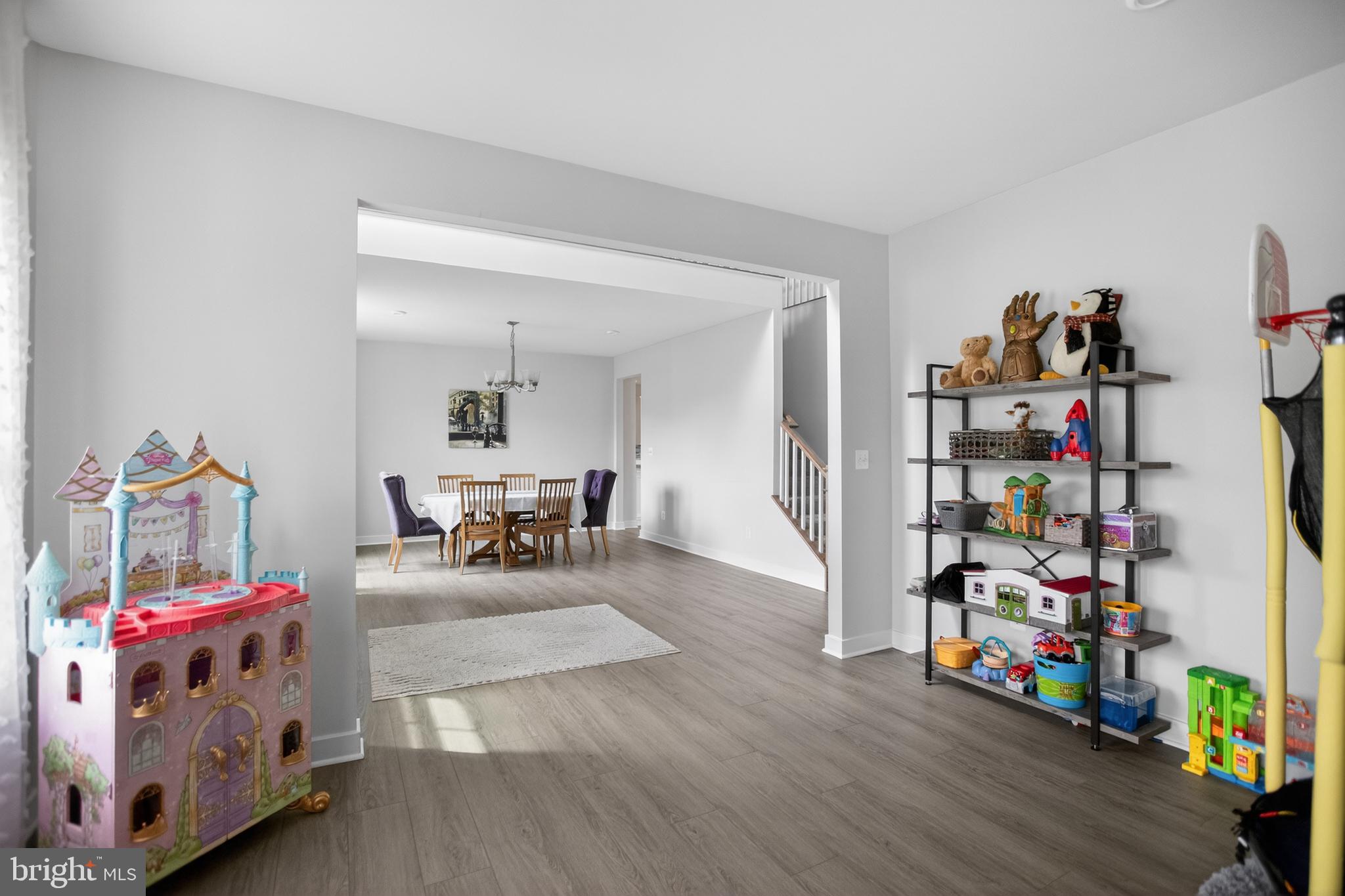 WARRENTON CHASE - Residential