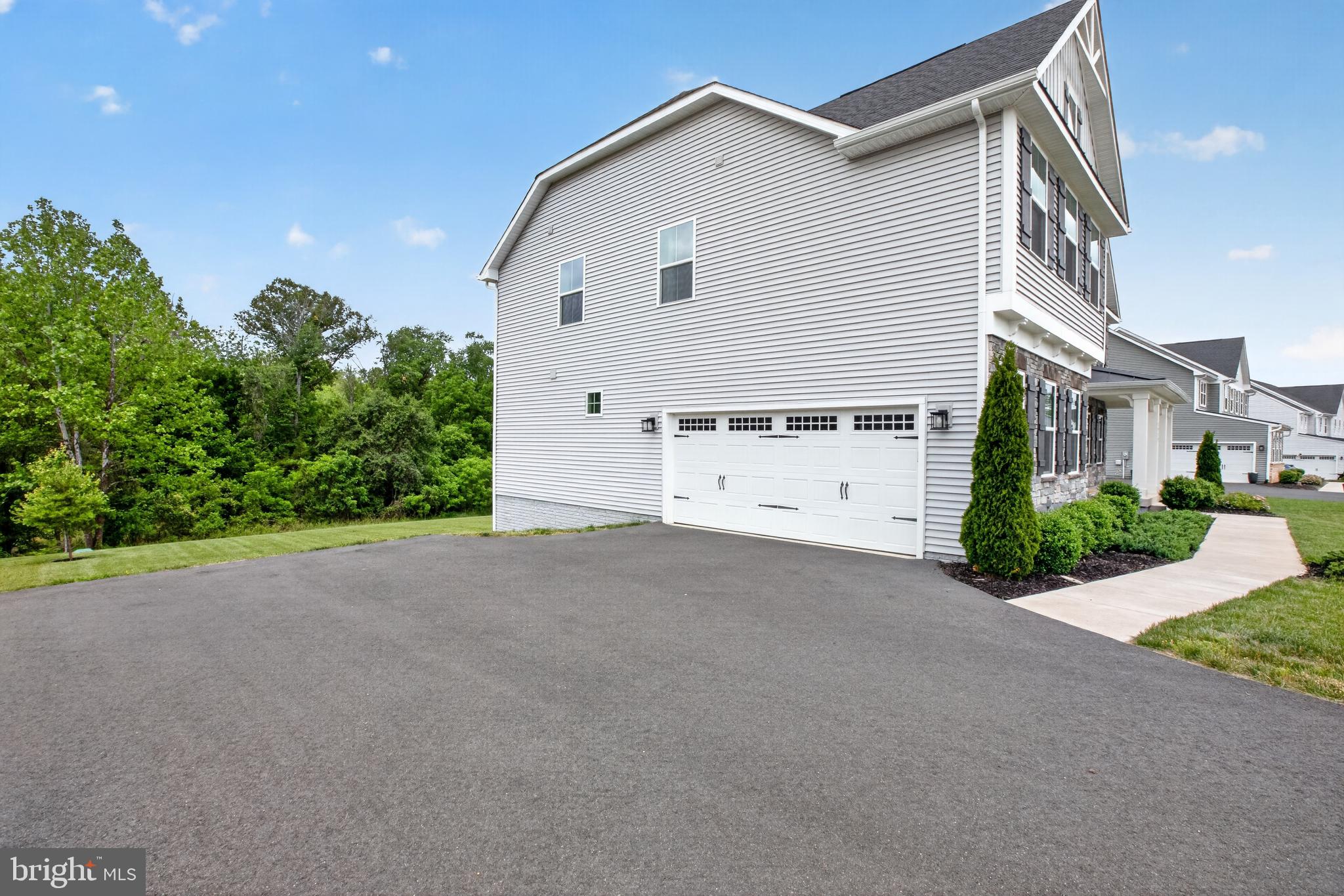 WARRENTON CHASE - Residential