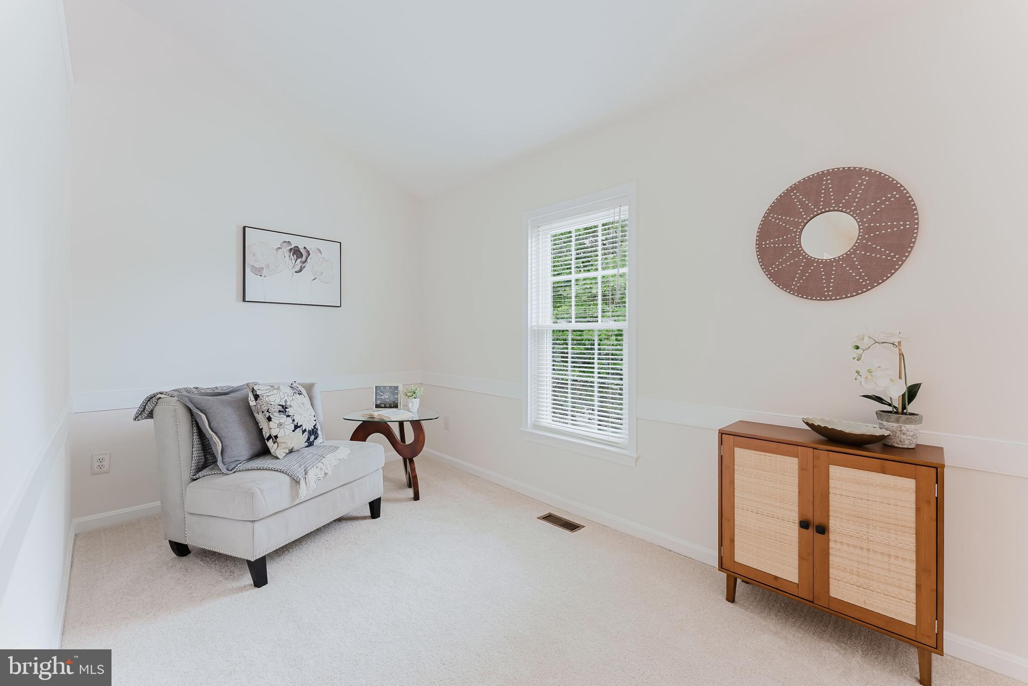 CAROLINE OAKS - Residential