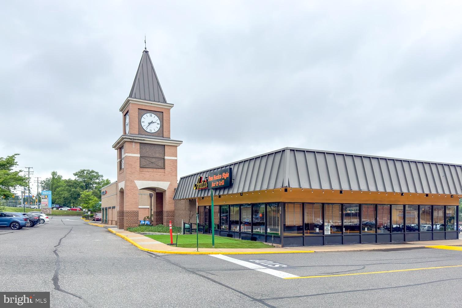CAROLINE OAKS - Residential