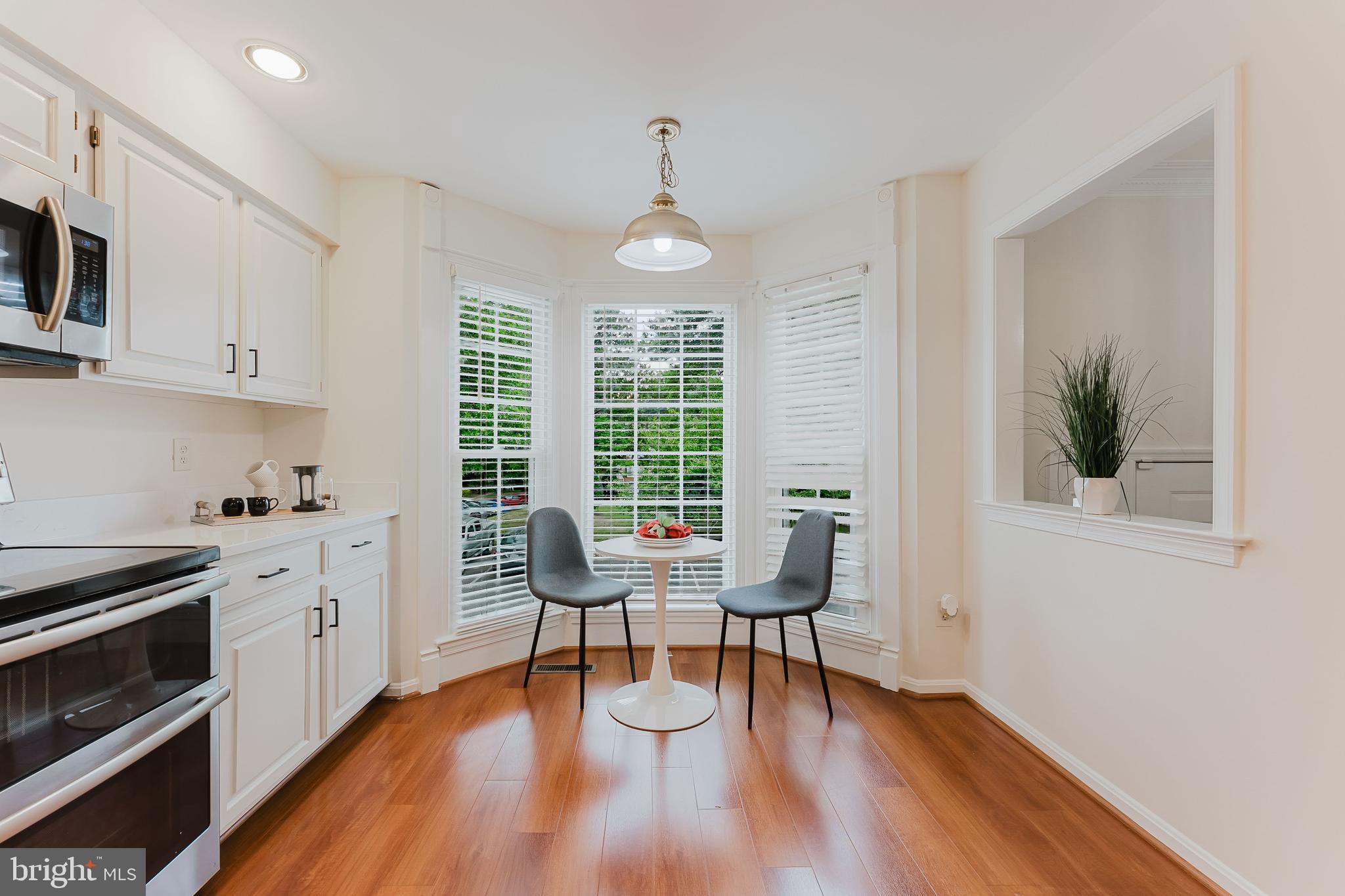 CAROLINE OAKS - Residential