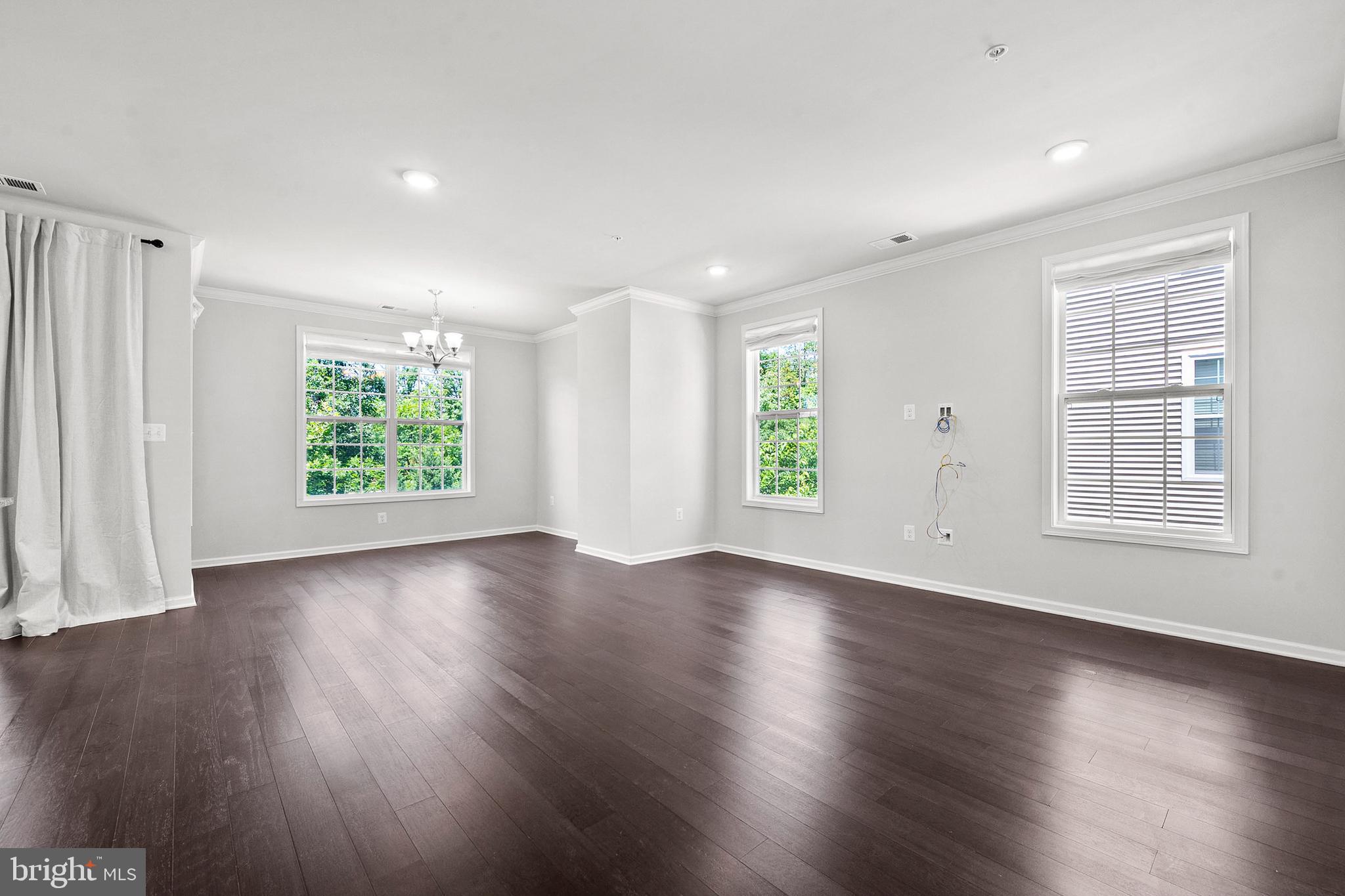 RIDGES AT LOUDOUN VALLEY - Residential