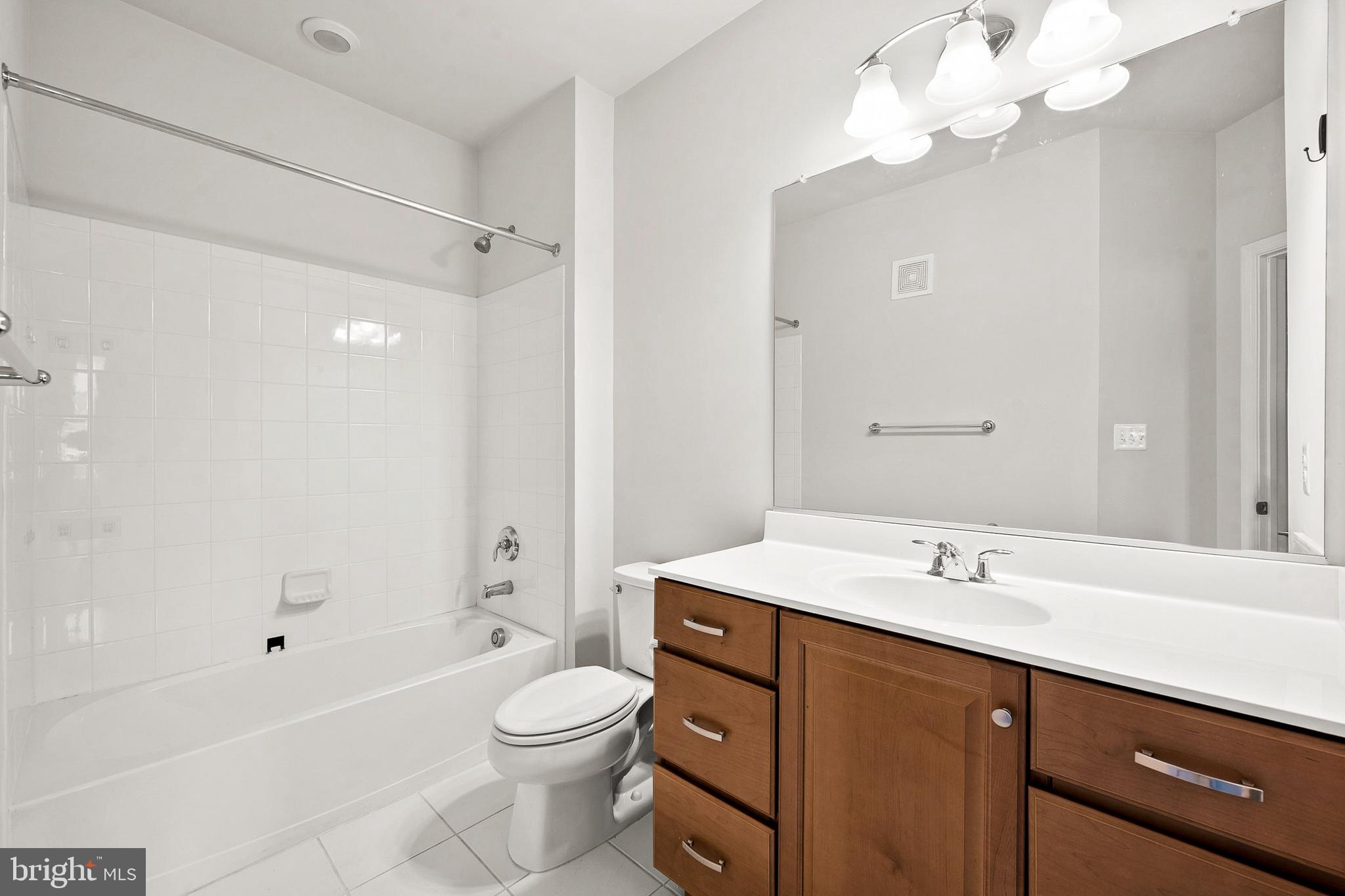 RIDGES AT LOUDOUN VALLEY - Residential