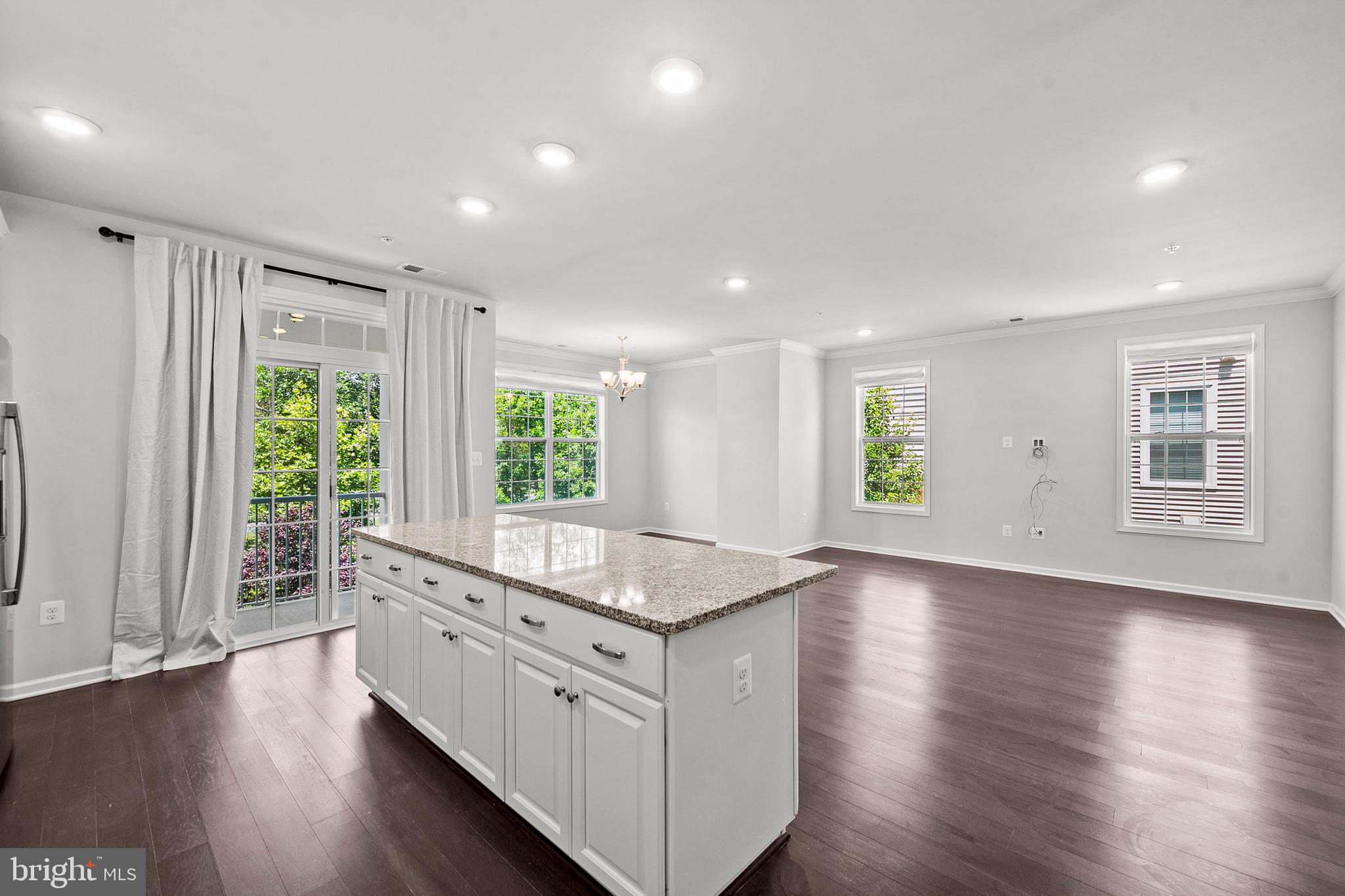 RIDGES AT LOUDOUN VALLEY - Residential