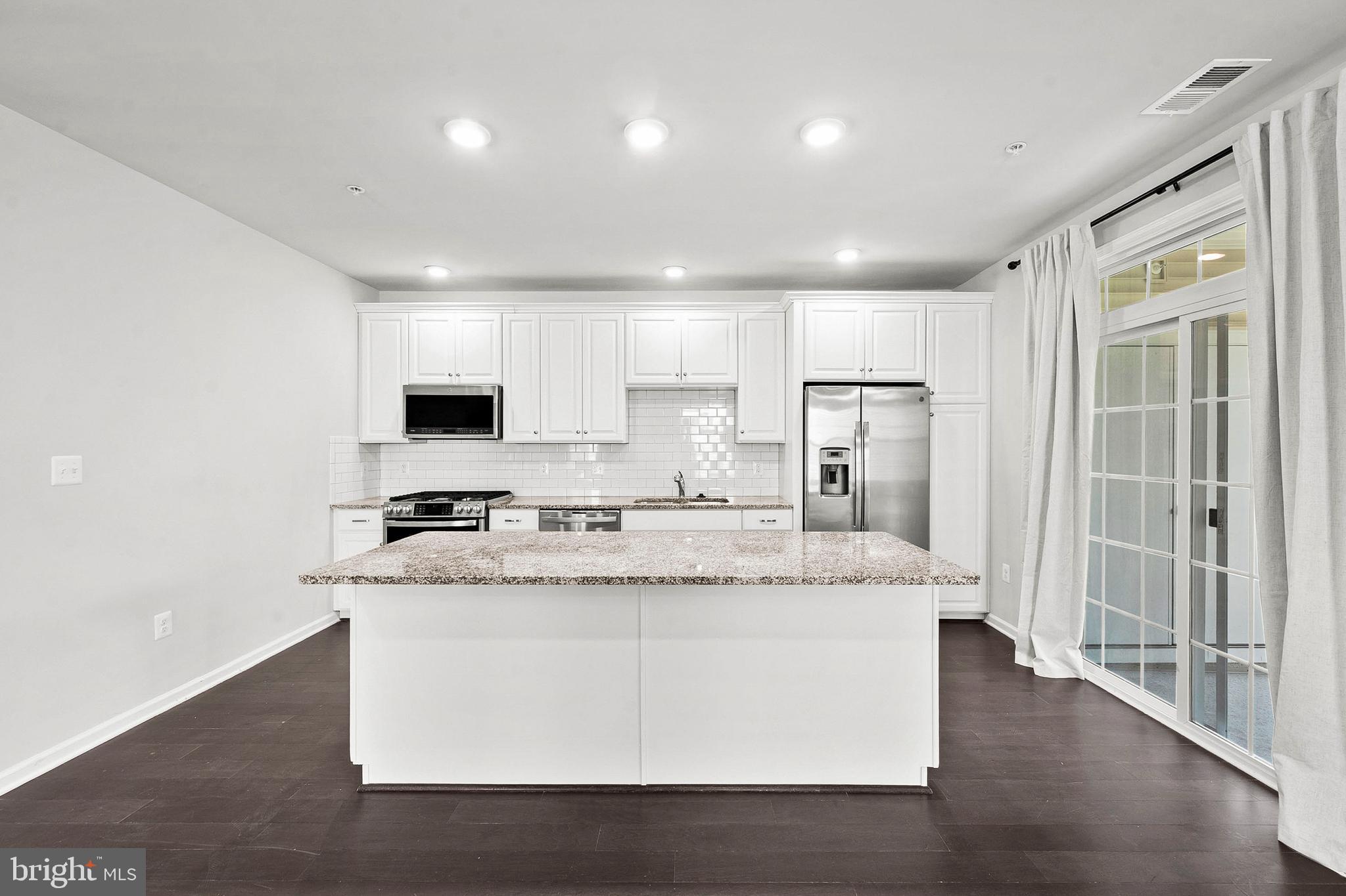 RIDGES AT LOUDOUN VALLEY - Residential