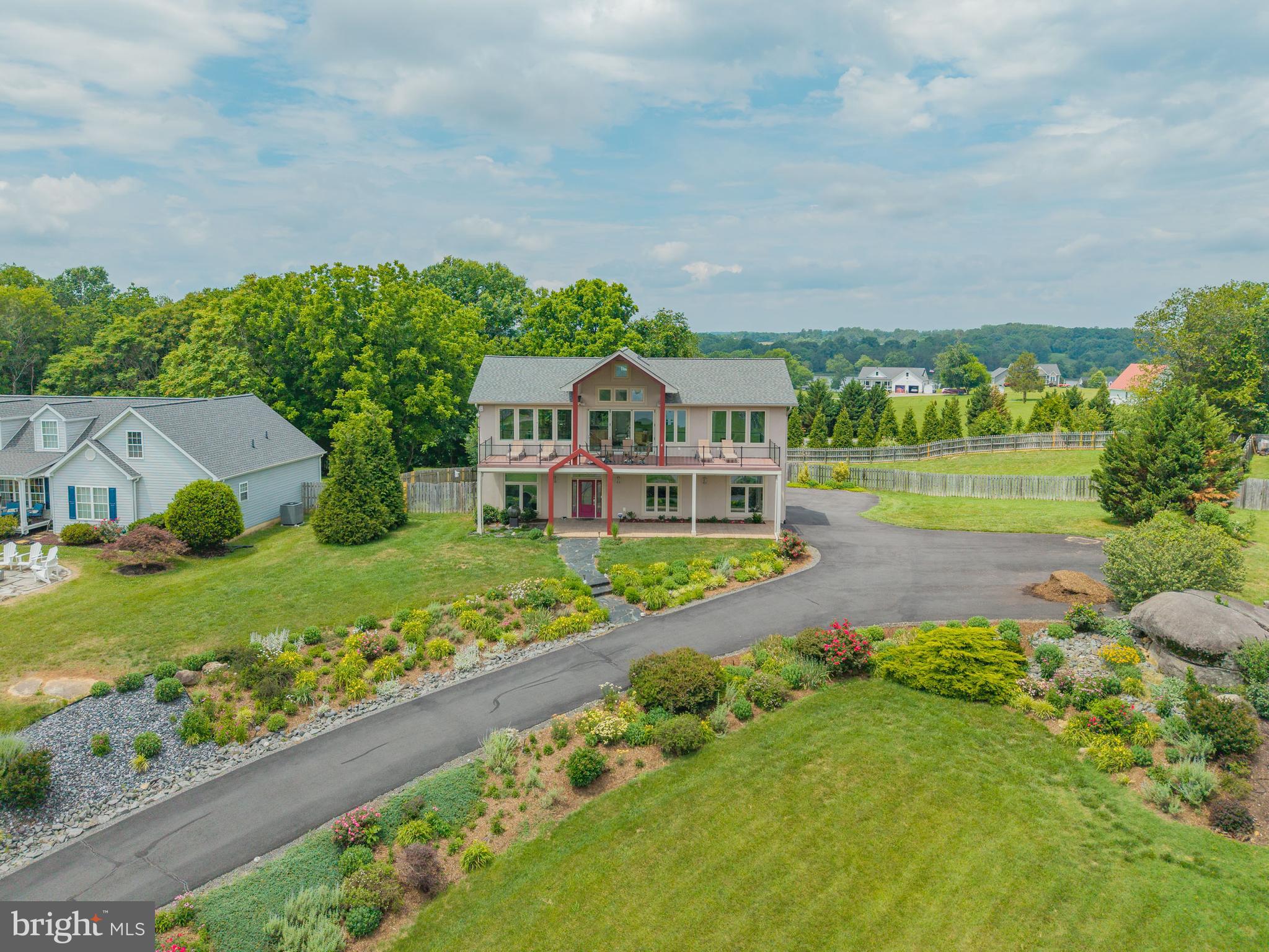 STONEWALL ESTATES - Residential