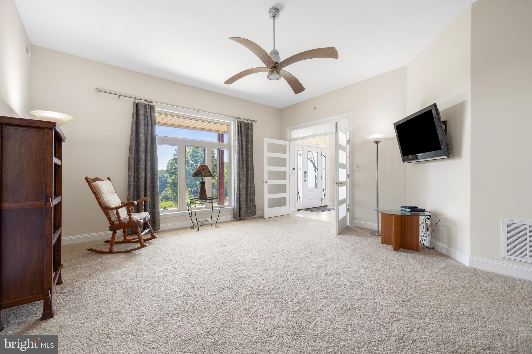 STONEWALL ESTATES - Residential