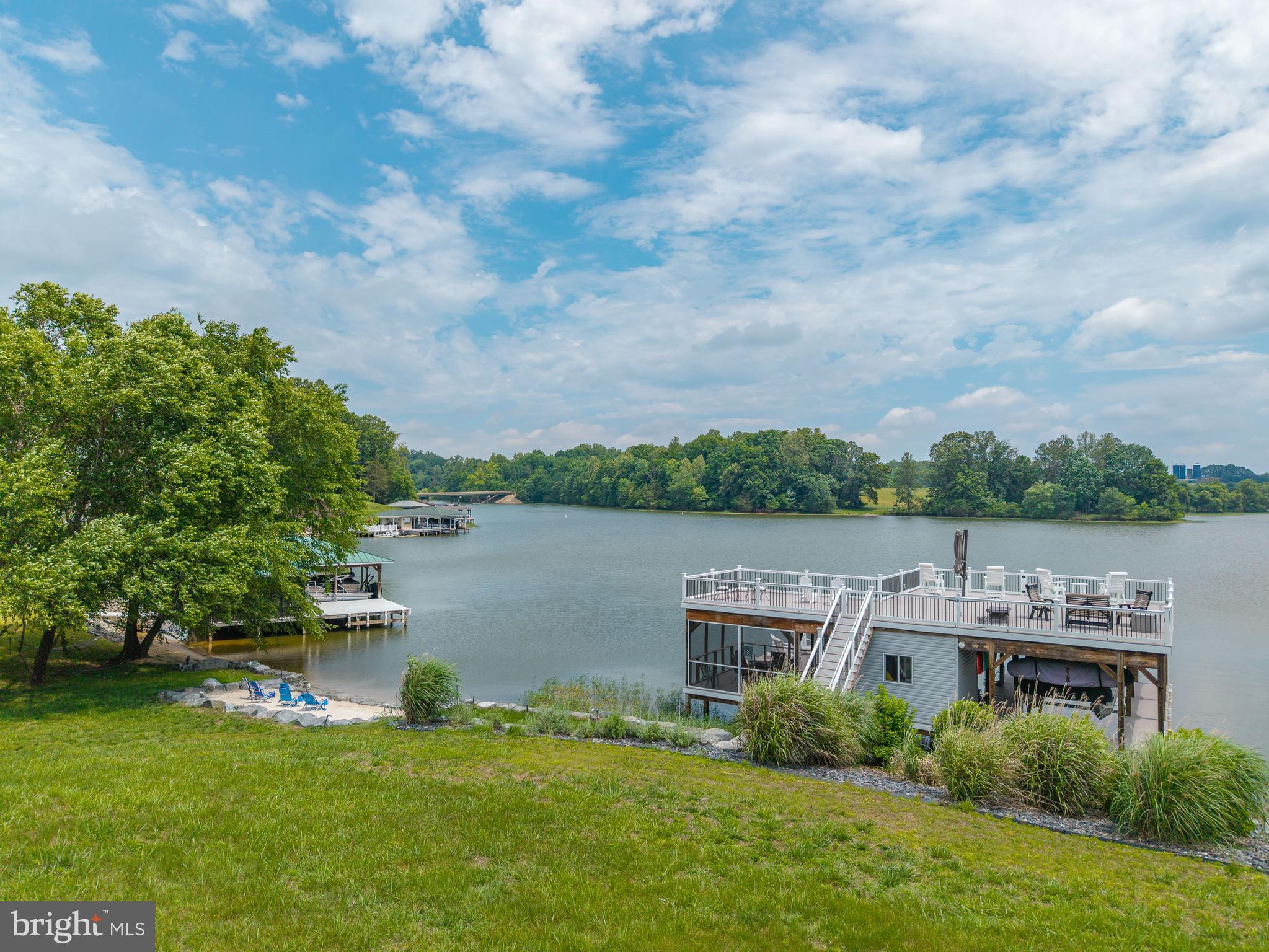 STONEWALL ESTATES - Residential