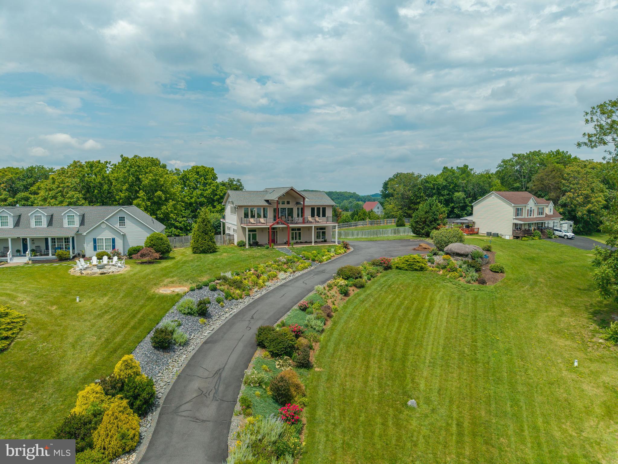 STONEWALL ESTATES - Residential