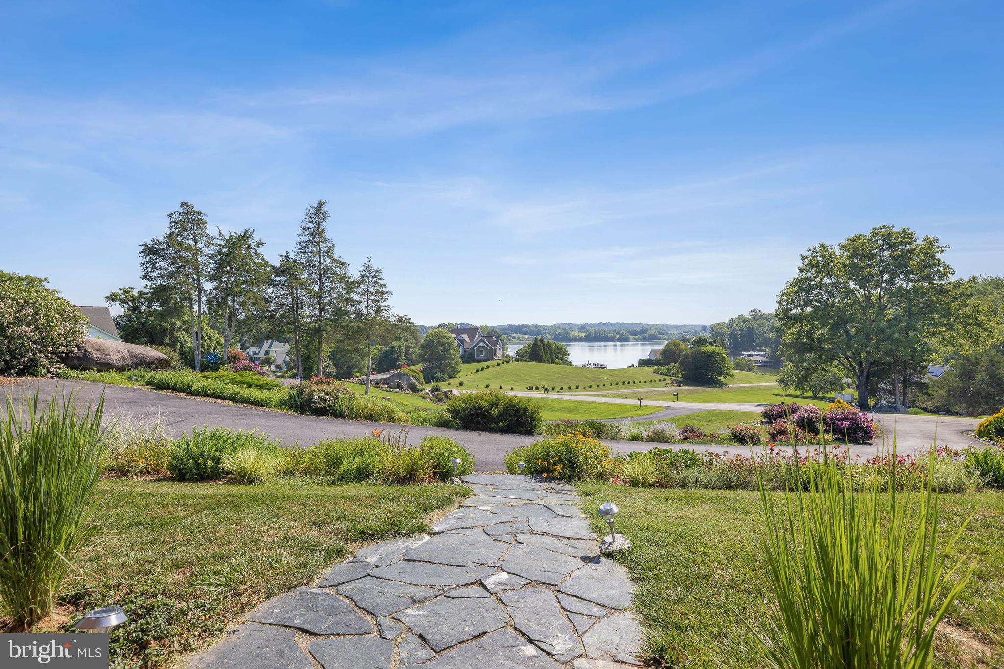 STONEWALL ESTATES - Residential
