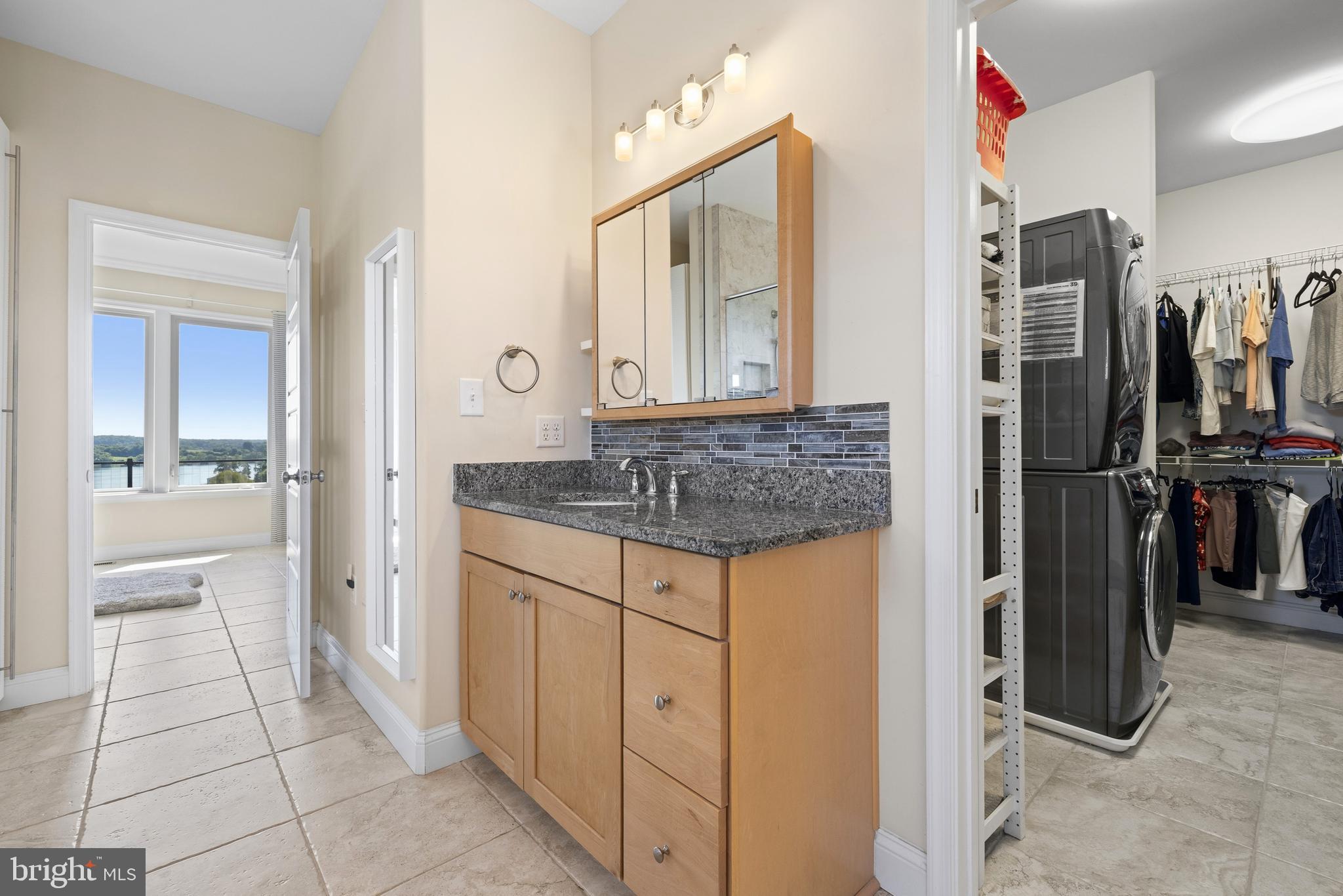STONEWALL ESTATES - Residential