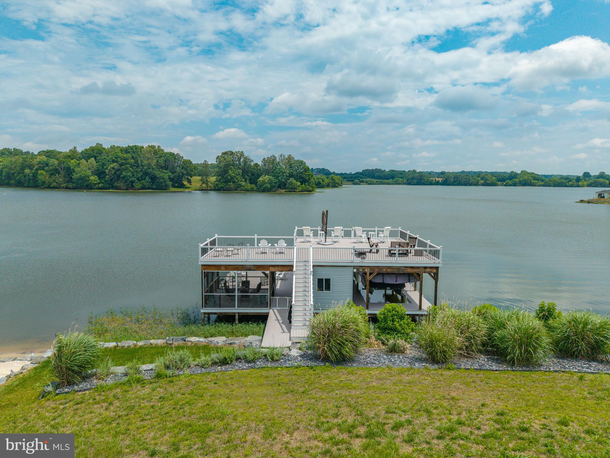 STONEWALL ESTATES - Residential