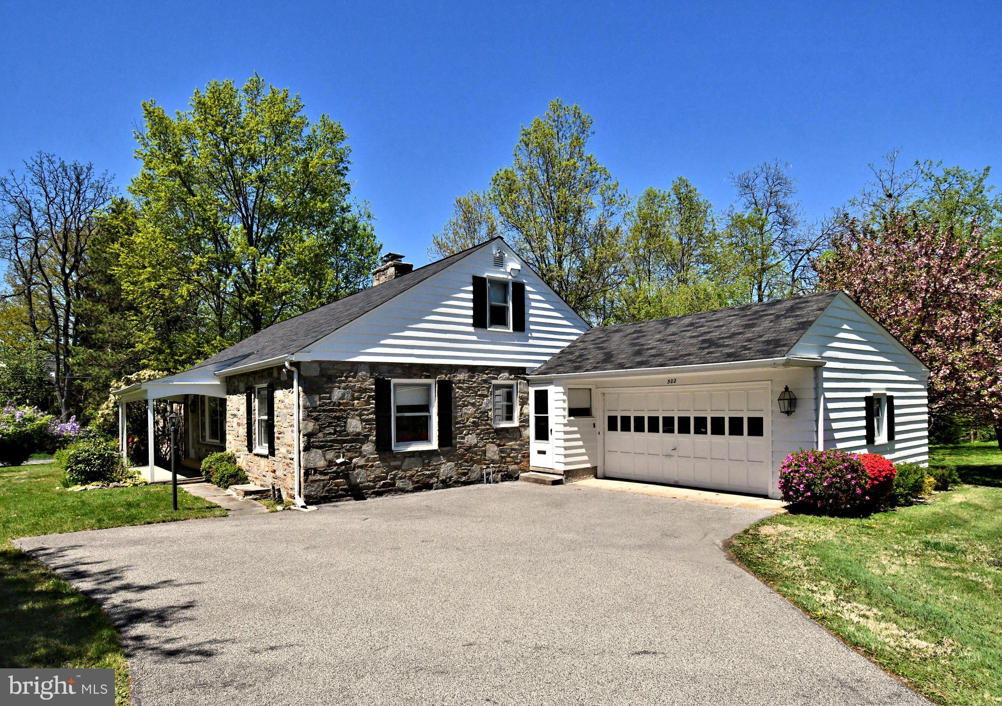 Welcome to 302 Locust Road in the heart of Elliger Park ! This 3 bedroom / 2 bath ranch home  home offers an incredible opportunity to bring your vision to life in one of Upper Dublin's most desirable neighborhoods. Rehabb this home as a ranch  or build up or out ...the neighborhood speaks for itself and will support the value of whatever you choose. The spacious attic is begging to be converted into living space by modifying the roof line or adding dormers . Alternately , this home can be expanded upon by utilizing the room in the spacious rear and side yards.  Enough room for your intended use as is ?  The bones of this Potts built home are solid and contain built-ins and hardwood floors throughout.  Make your move on this fine home today and start enjoying the best location in Upper Dublin .
Open House for 5/3 has been canceled and an offer deadline for 5/2 7pm has been established
