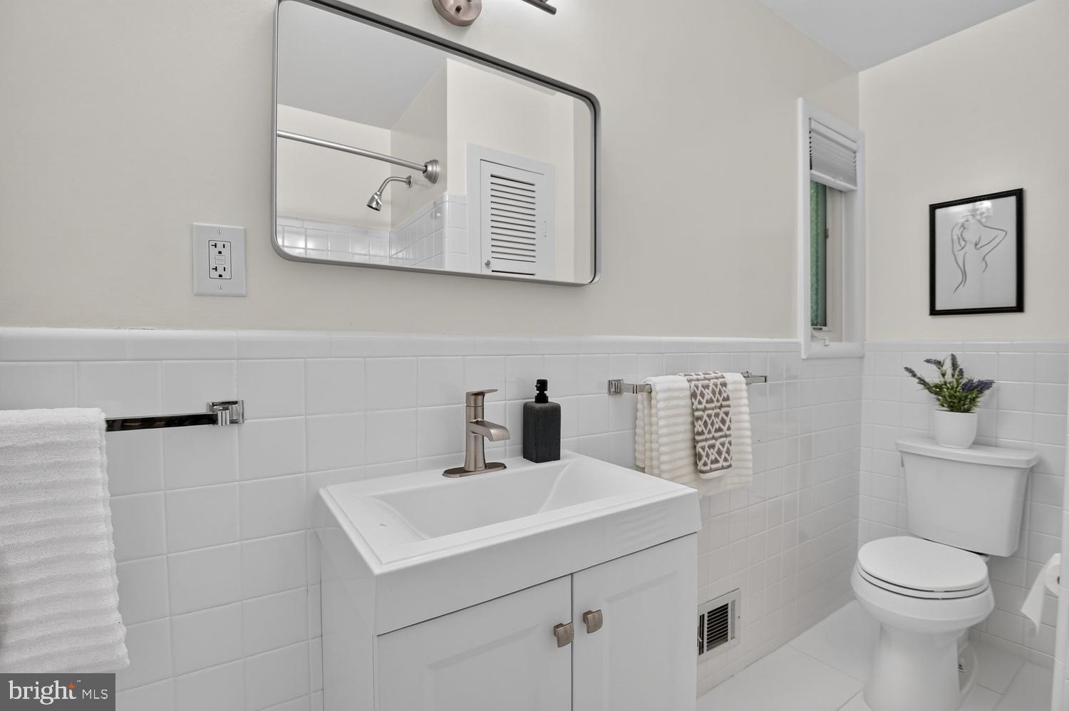 FAIRWAY HILLS - Residential