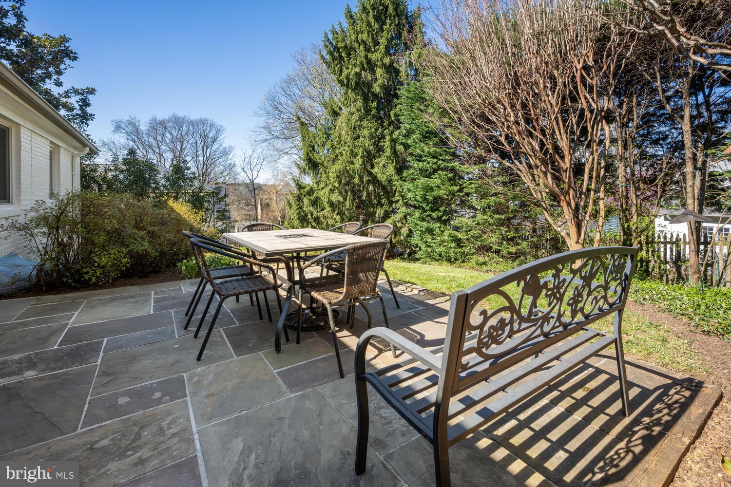 FAIRWAY HILLS - Residential