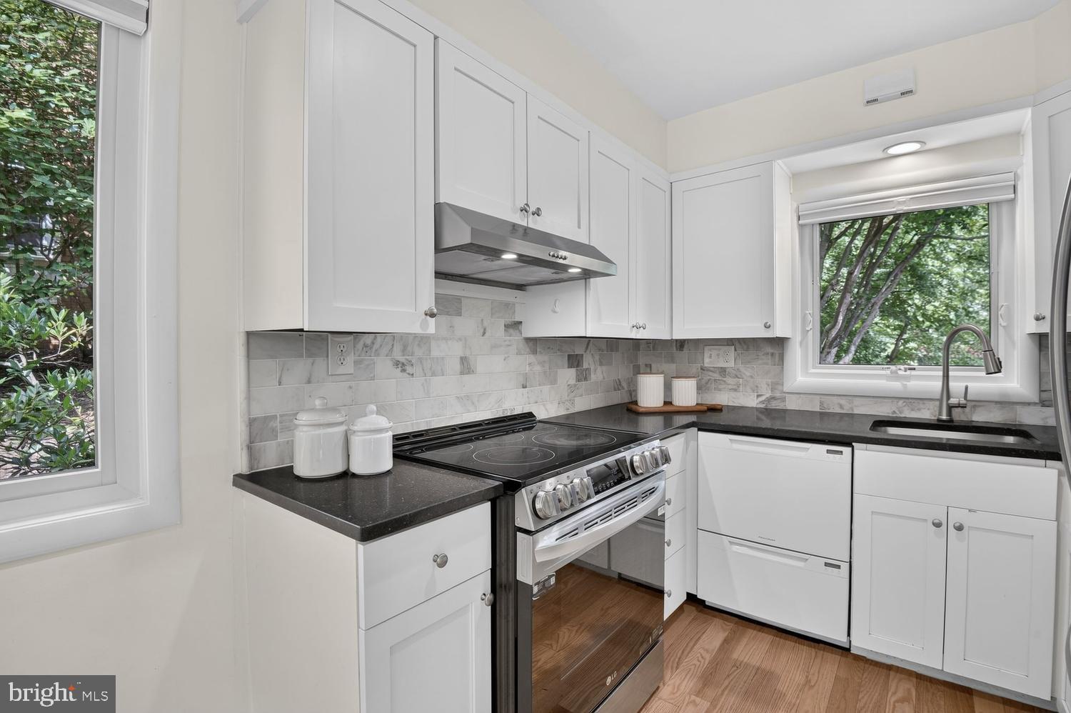 FAIRWAY HILLS - Residential