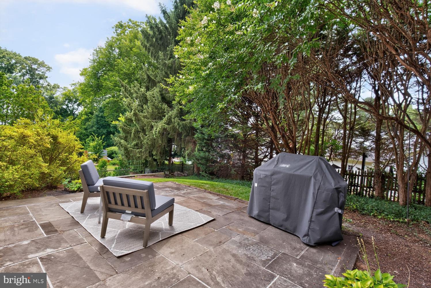 FAIRWAY HILLS - Residential