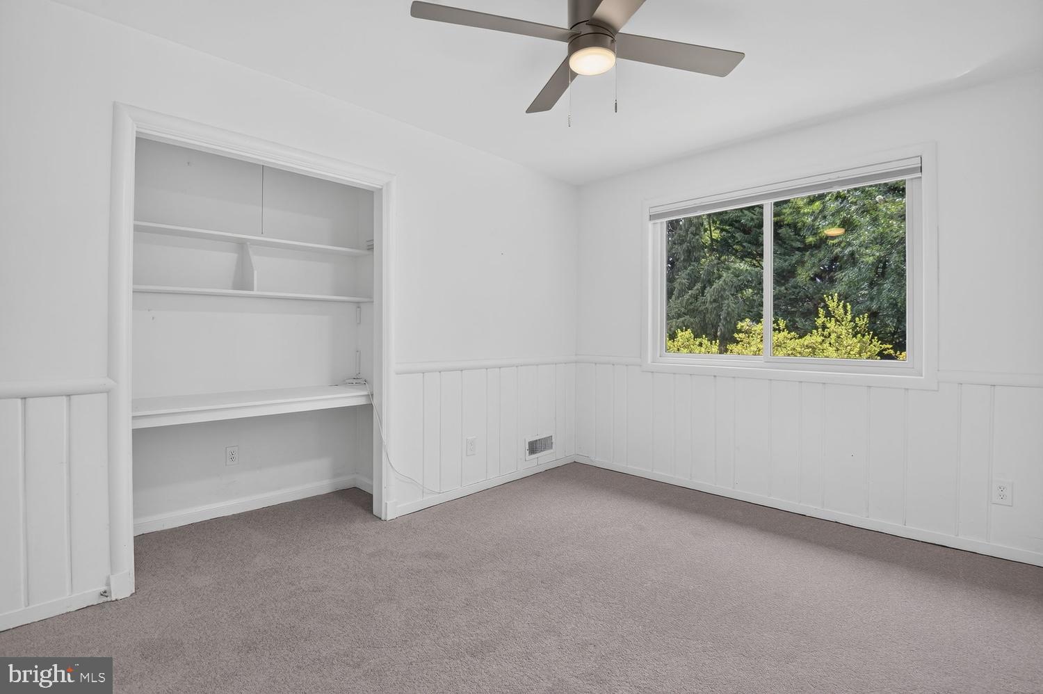 FAIRWAY HILLS - Residential