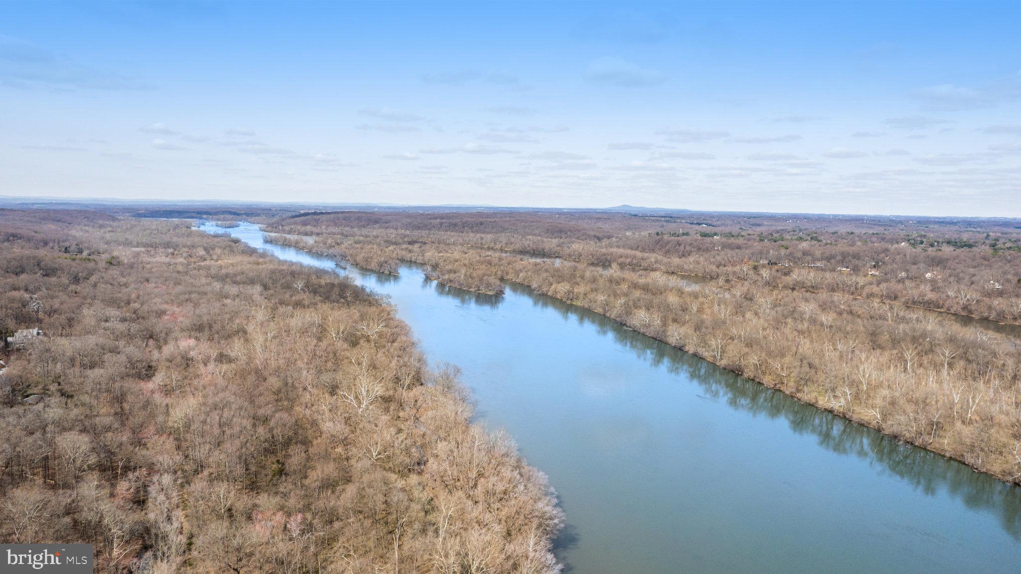 RIVERBEND KNOLLS - Residential