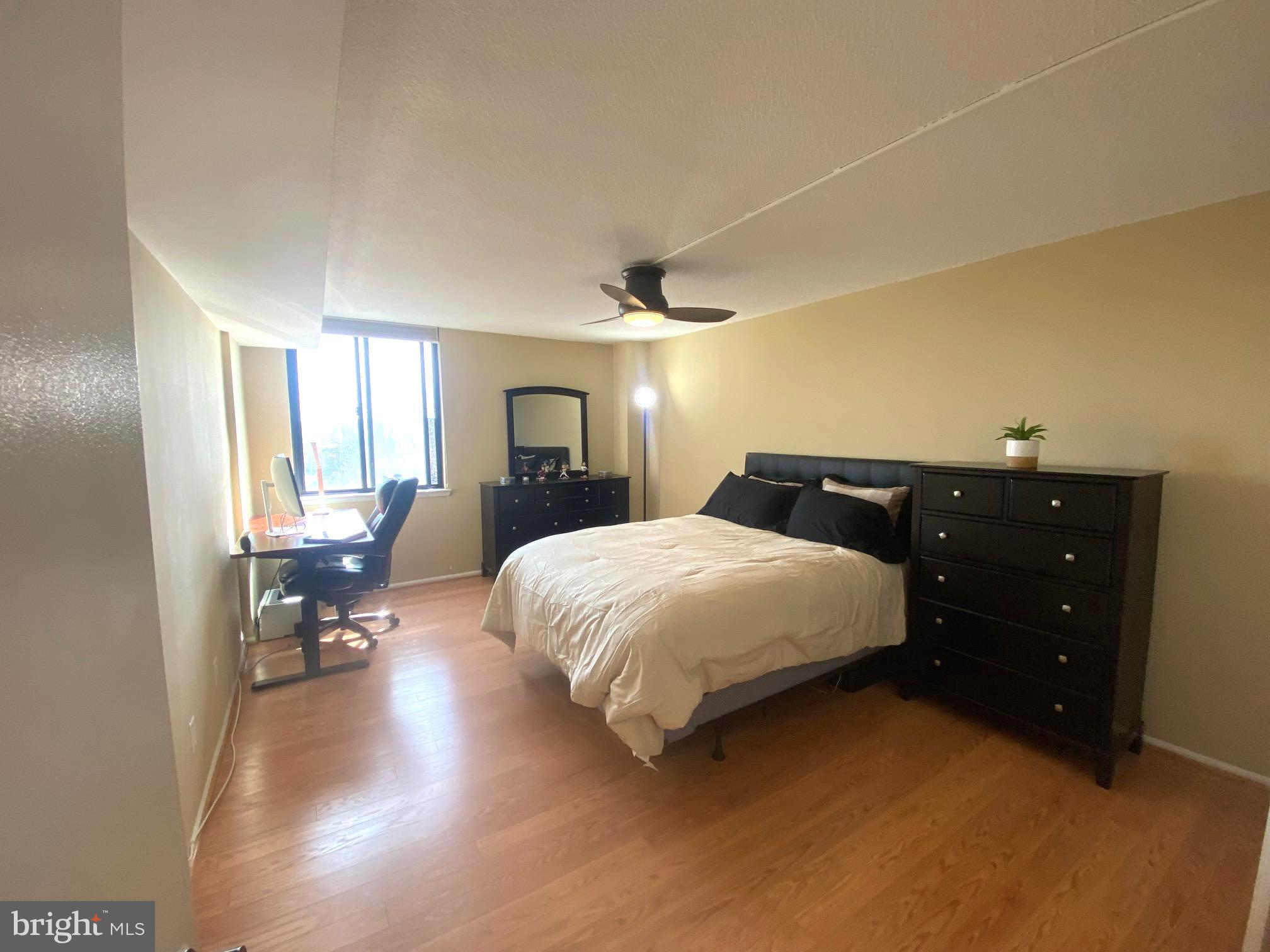 AMERICANA CENTRE - Residential