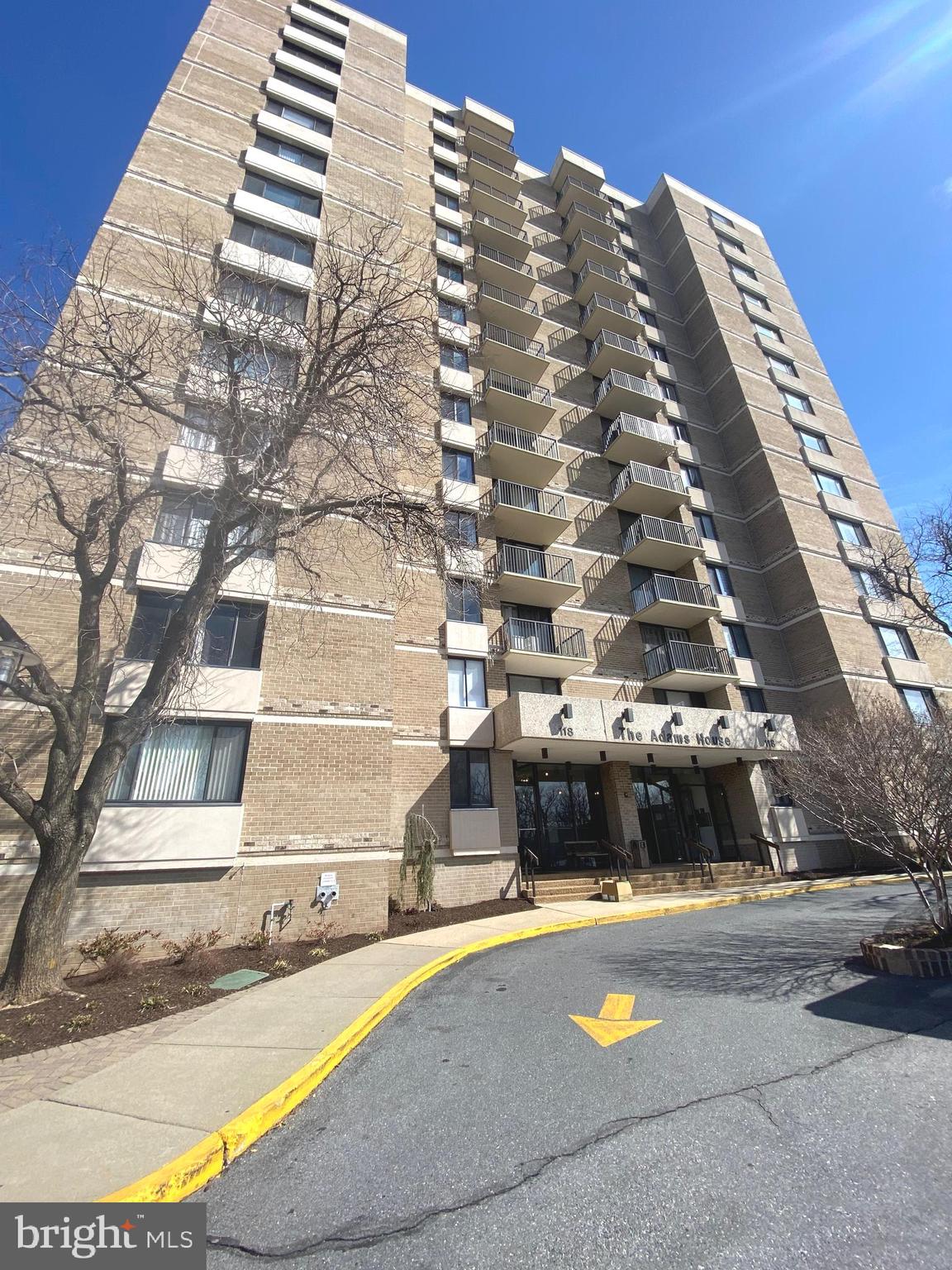 AMERICANA CENTRE - Residential