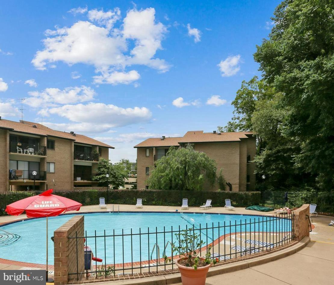AMERICANA CENTRE - Residential
