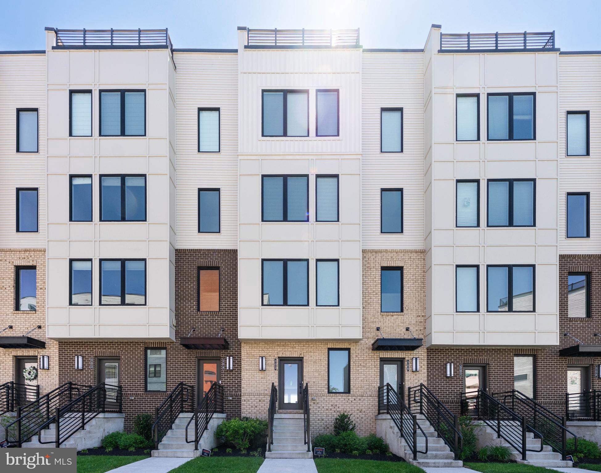 OVERLOOK AT TOWN CENTER - Residential