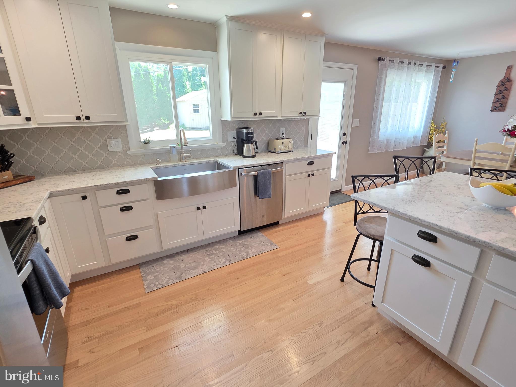 CEDAR CLIFF MANOR - Residential