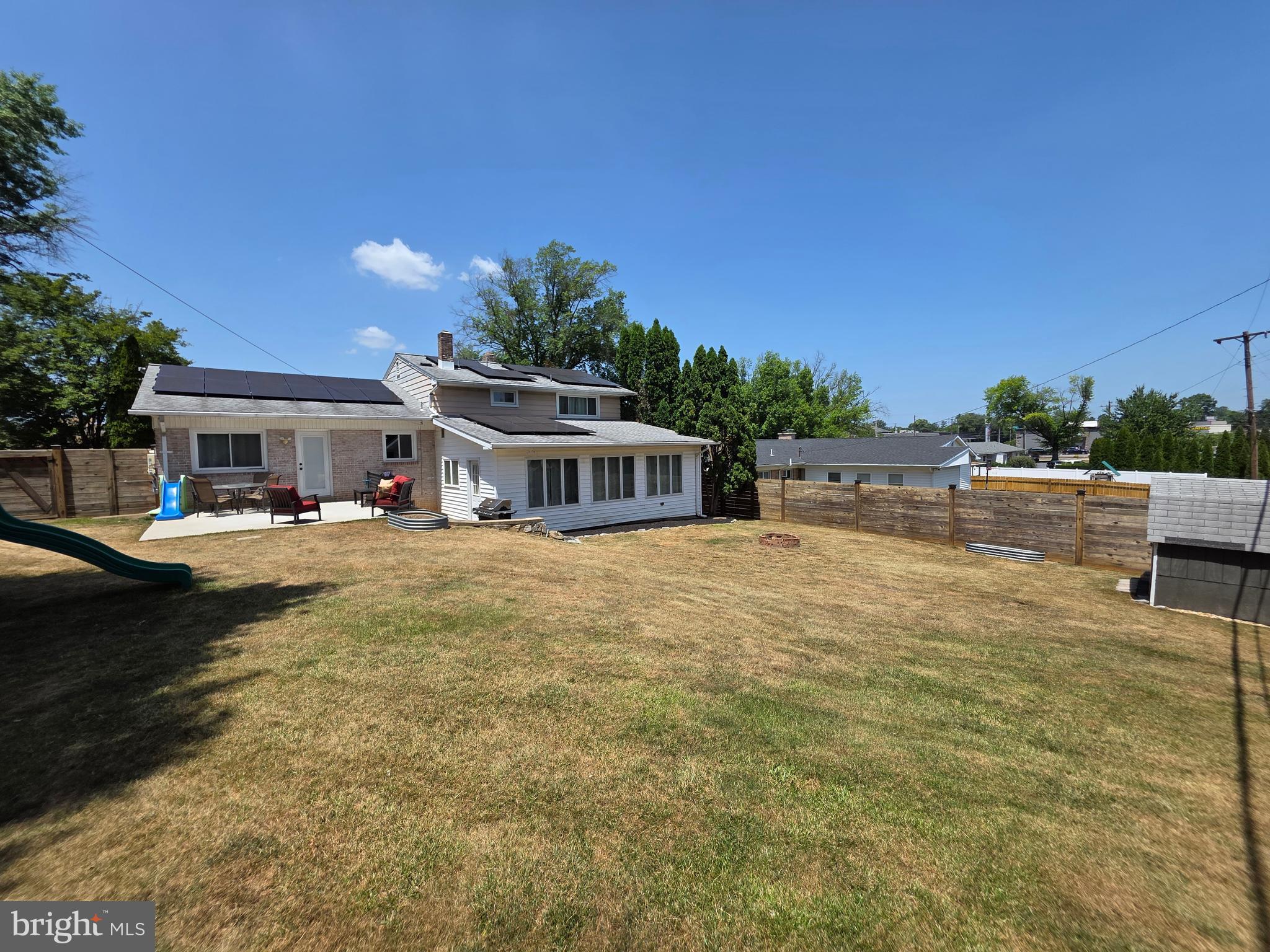 CEDAR CLIFF MANOR - Residential