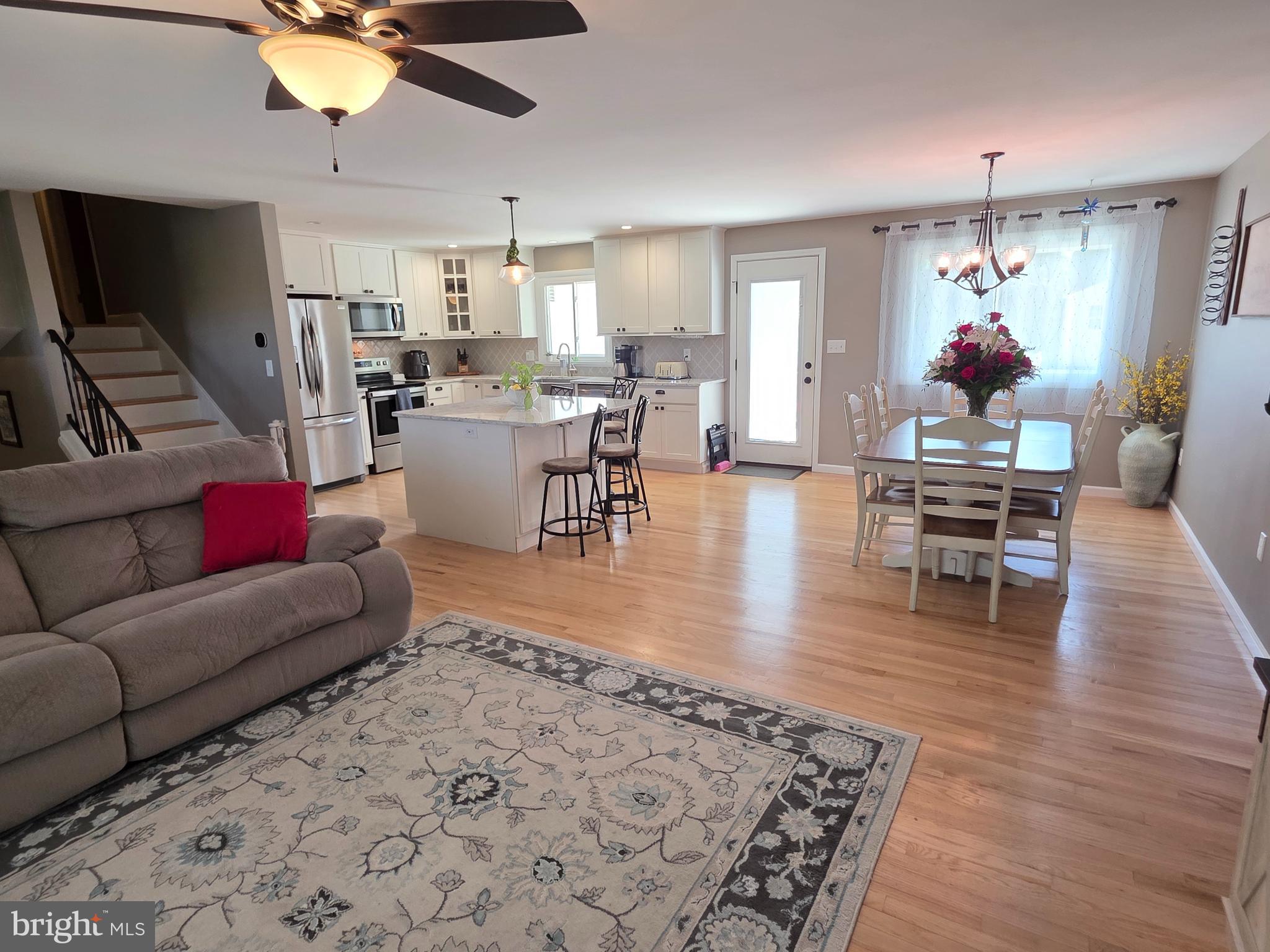 CEDAR CLIFF MANOR - Residential