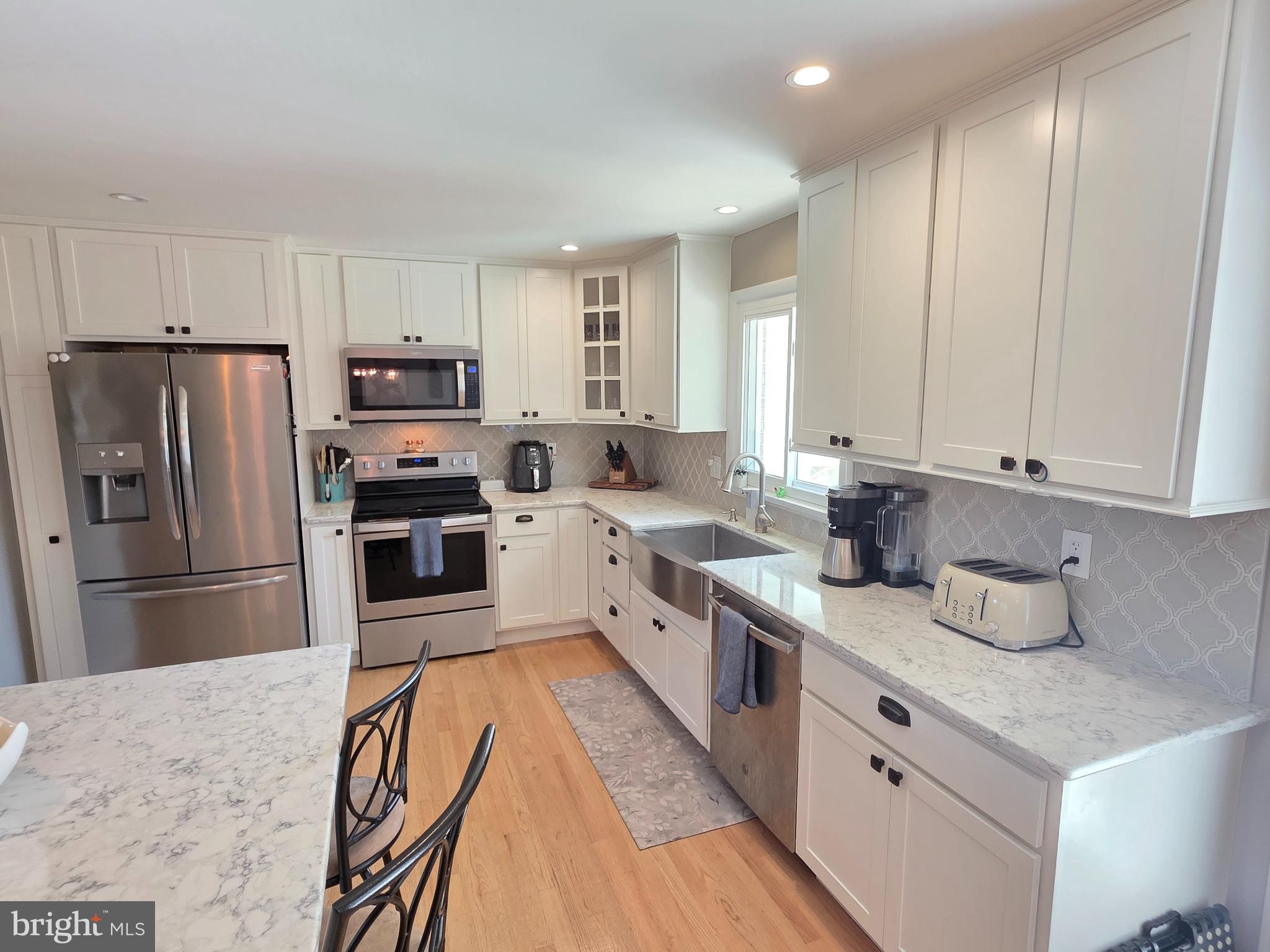CEDAR CLIFF MANOR - Residential
