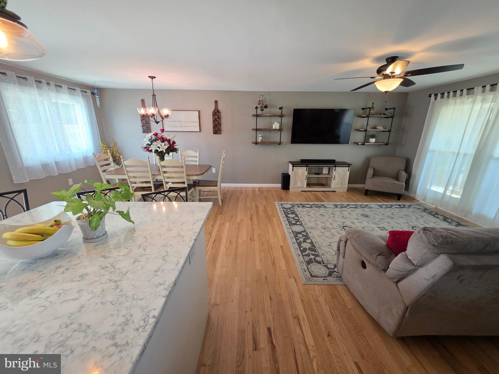 CEDAR CLIFF MANOR - Residential