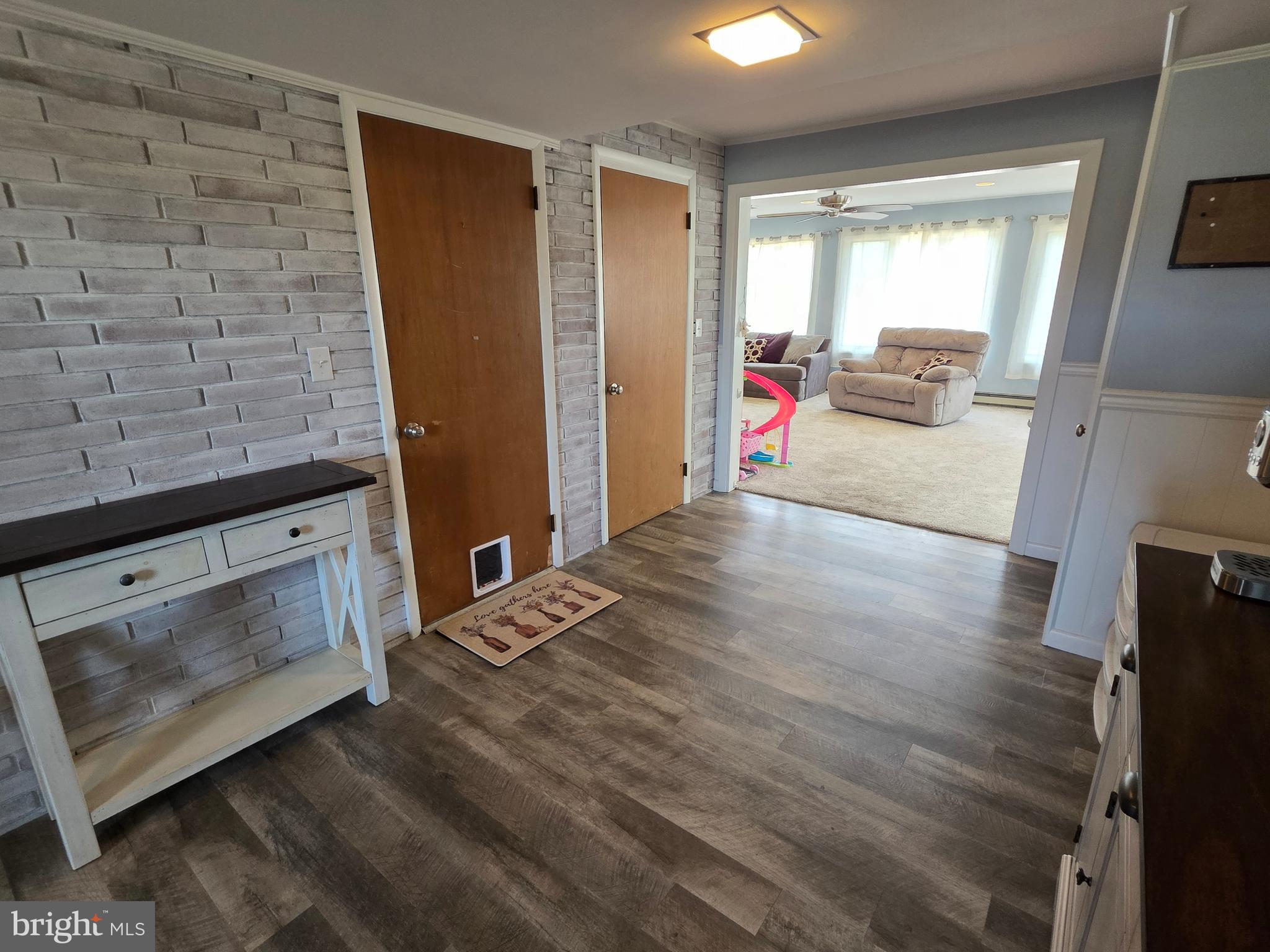 CEDAR CLIFF MANOR - Residential
