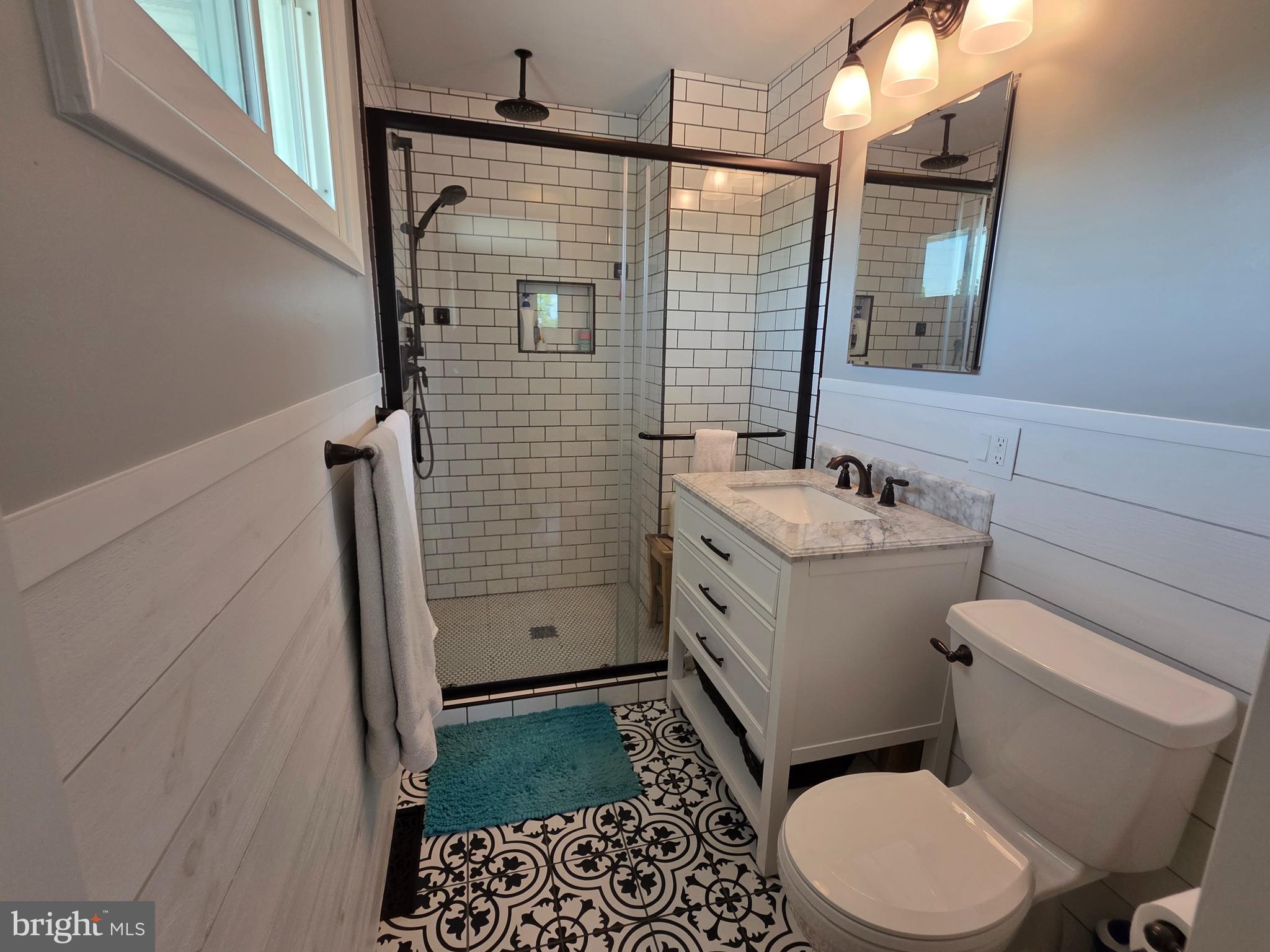 CEDAR CLIFF MANOR - Residential