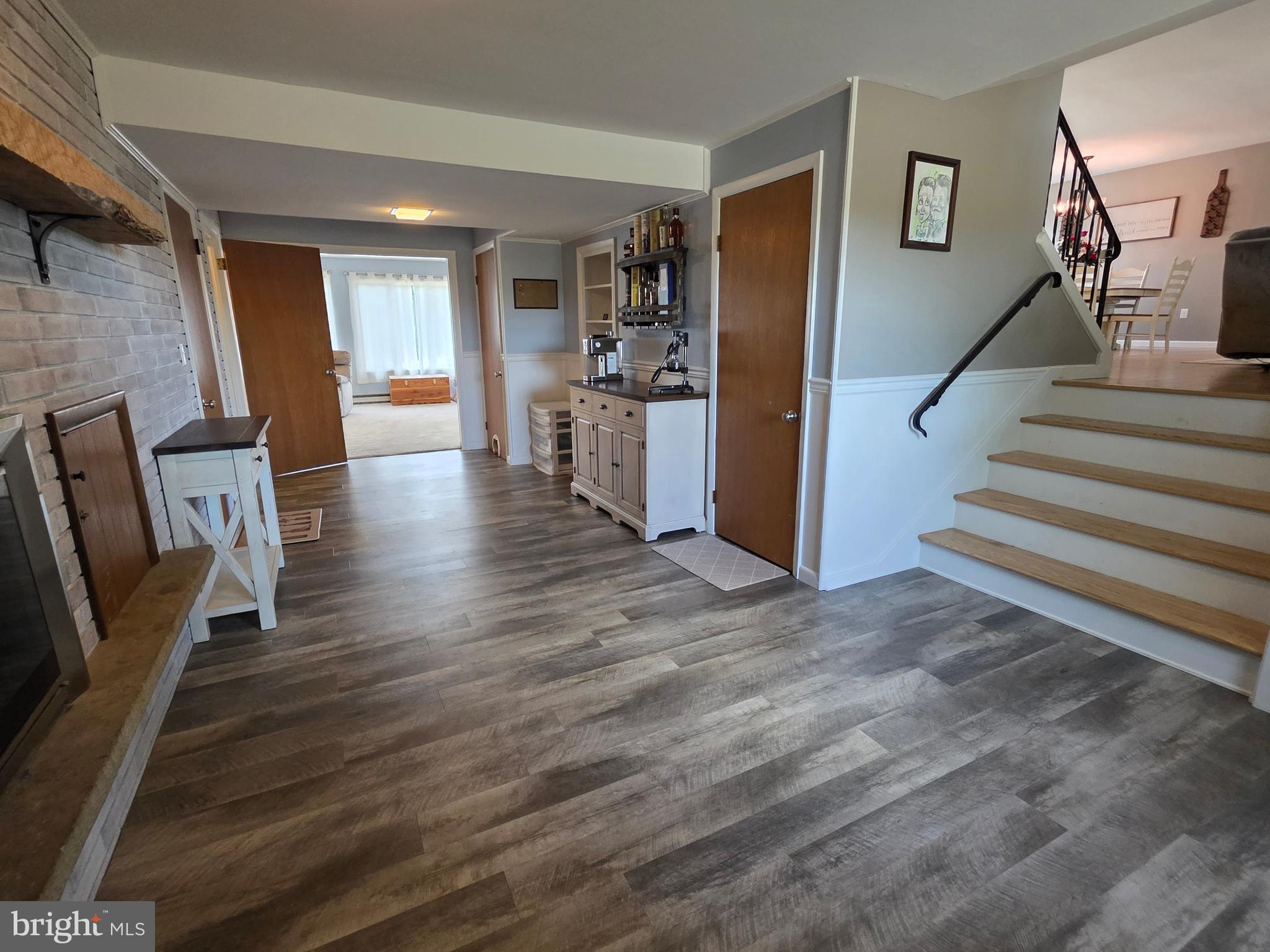 CEDAR CLIFF MANOR - Residential