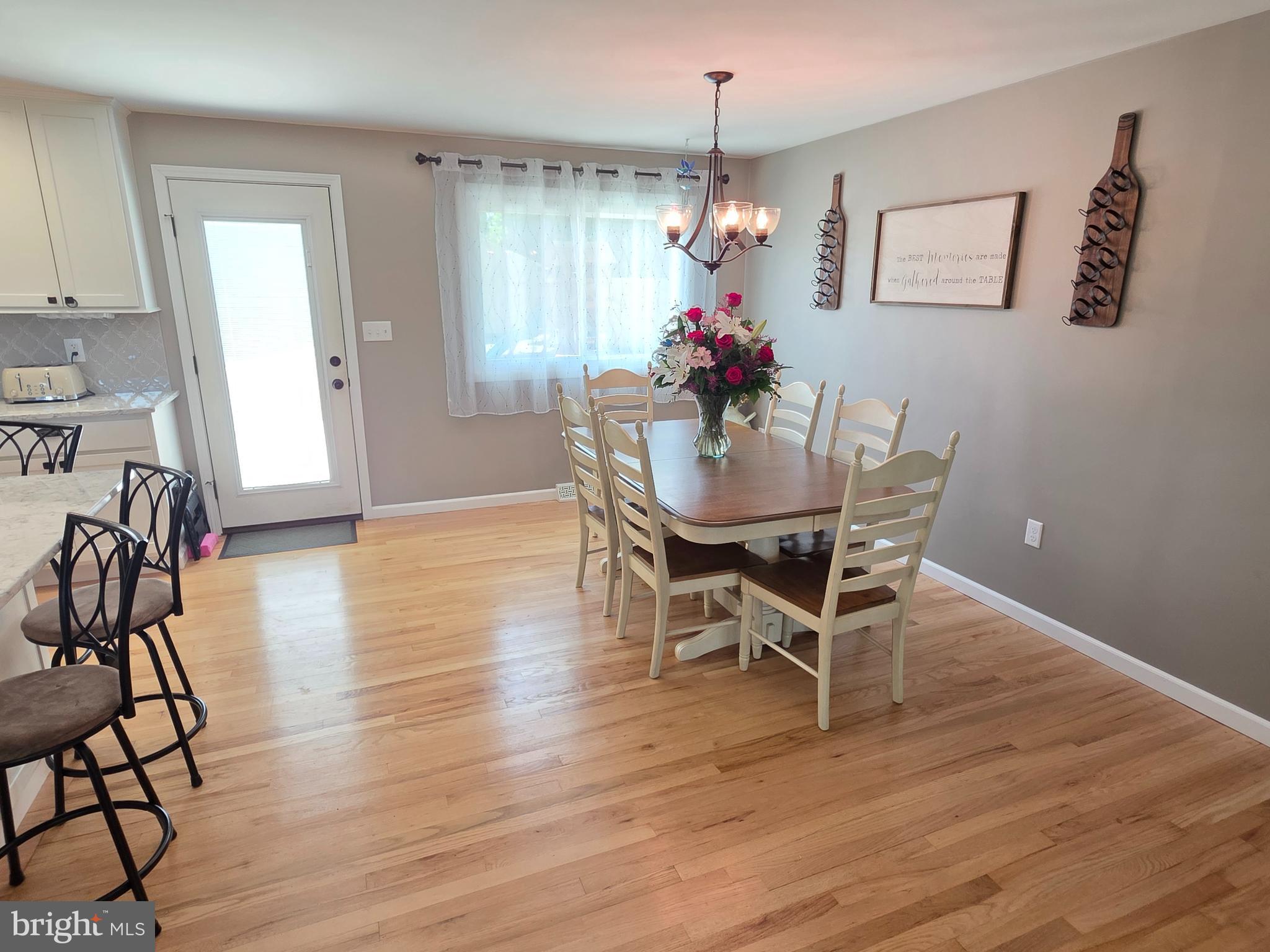 CEDAR CLIFF MANOR - Residential