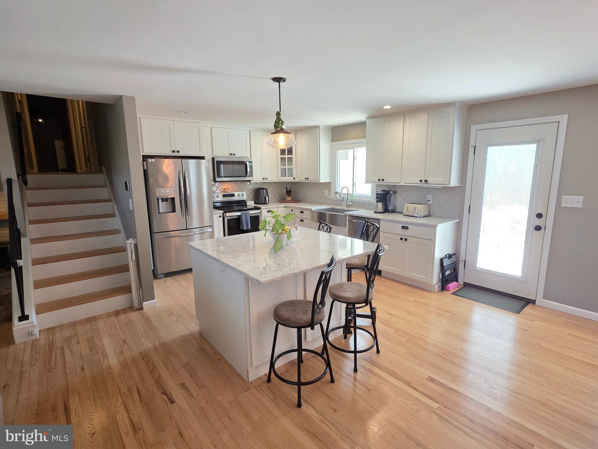 CEDAR CLIFF MANOR - Residential