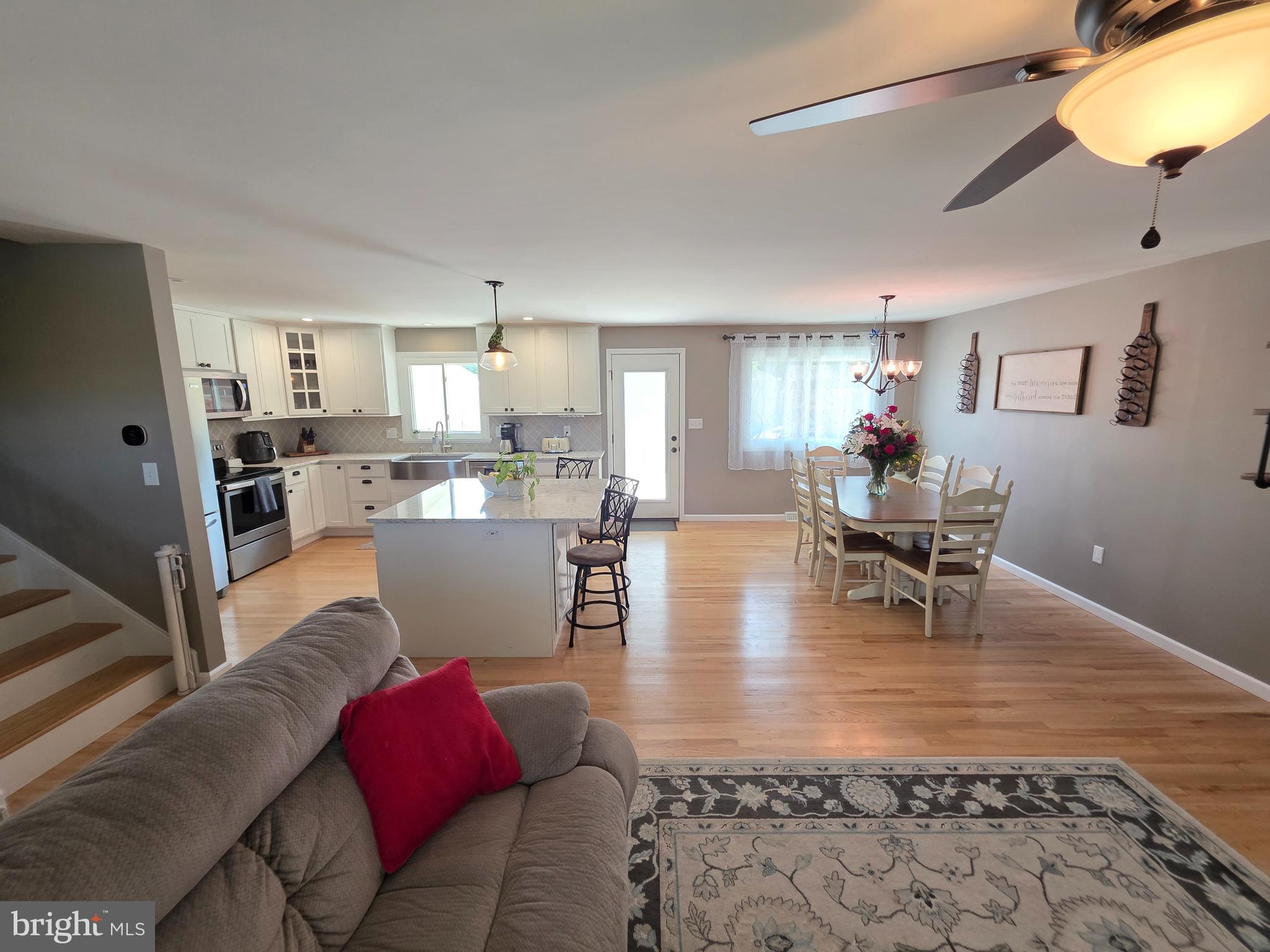 CEDAR CLIFF MANOR - Residential