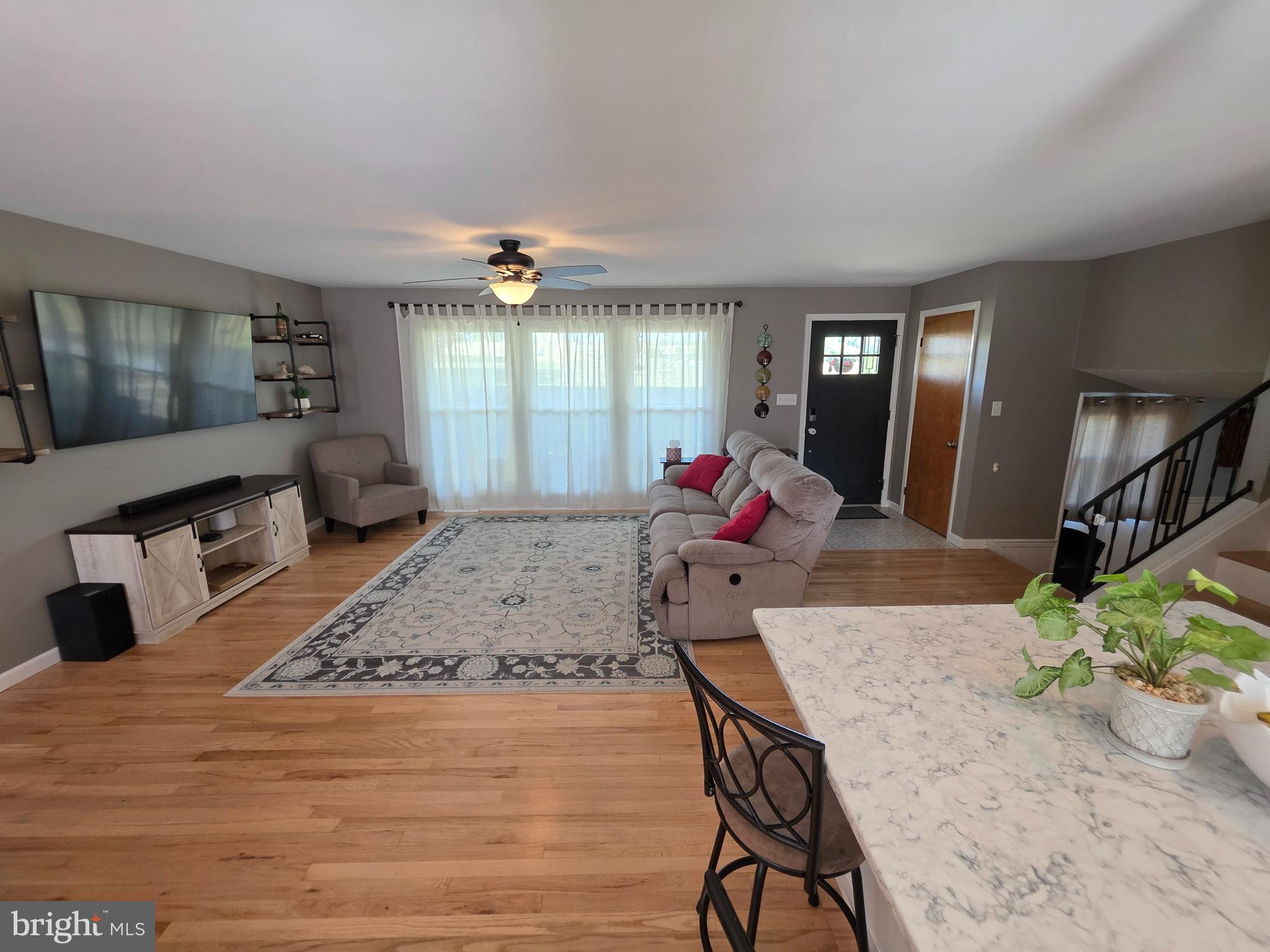 CEDAR CLIFF MANOR - Residential