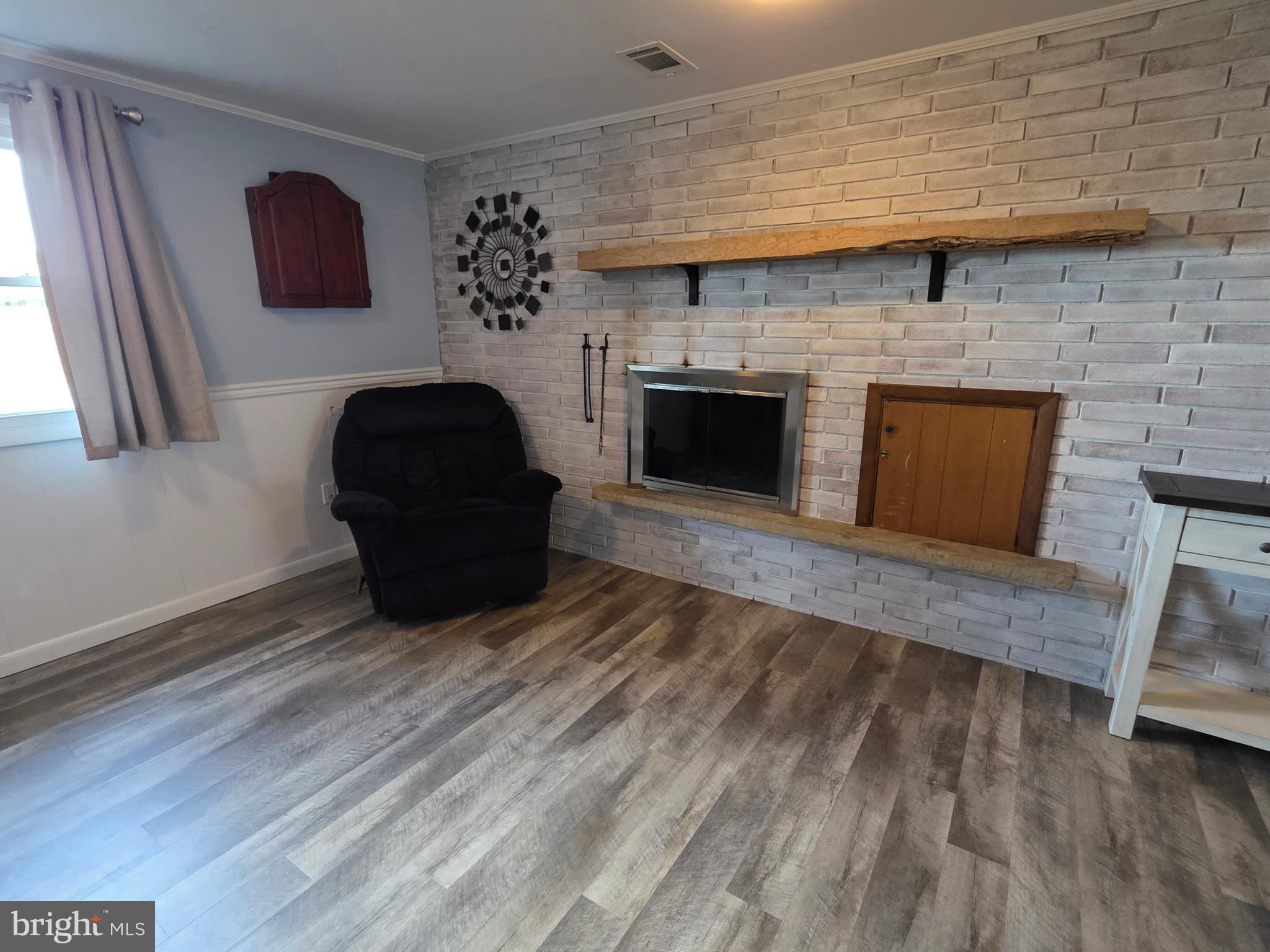 CEDAR CLIFF MANOR - Residential