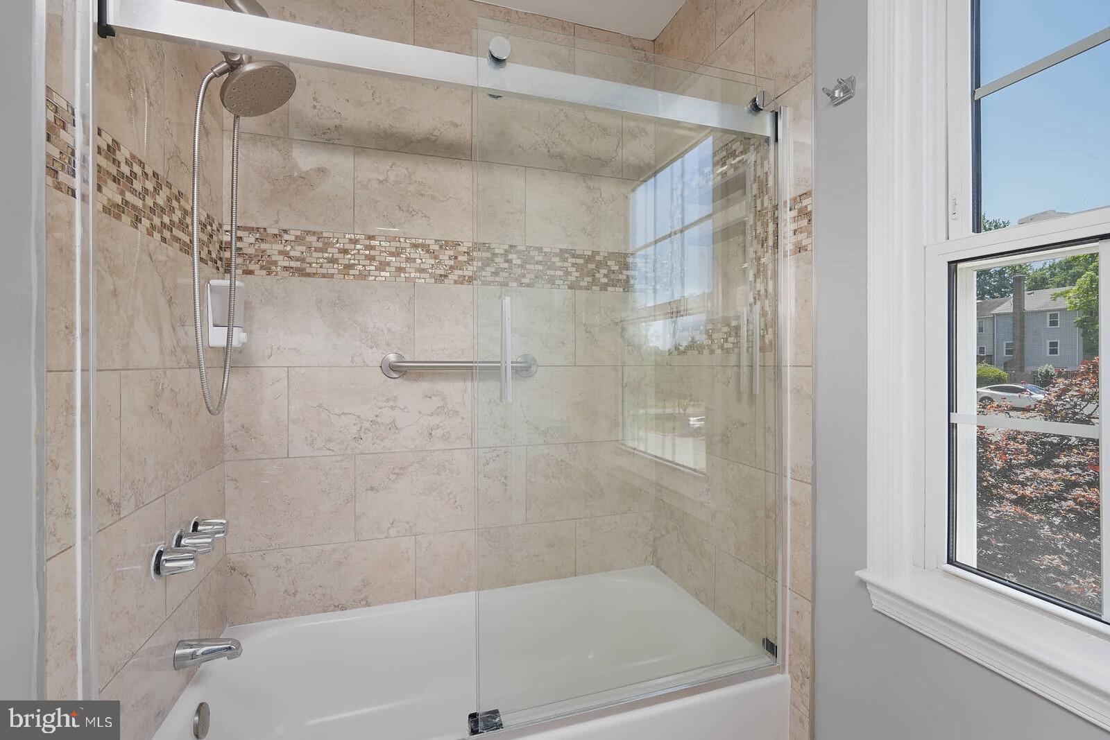 ROCKSHIRE TOWNHOMES - Residential