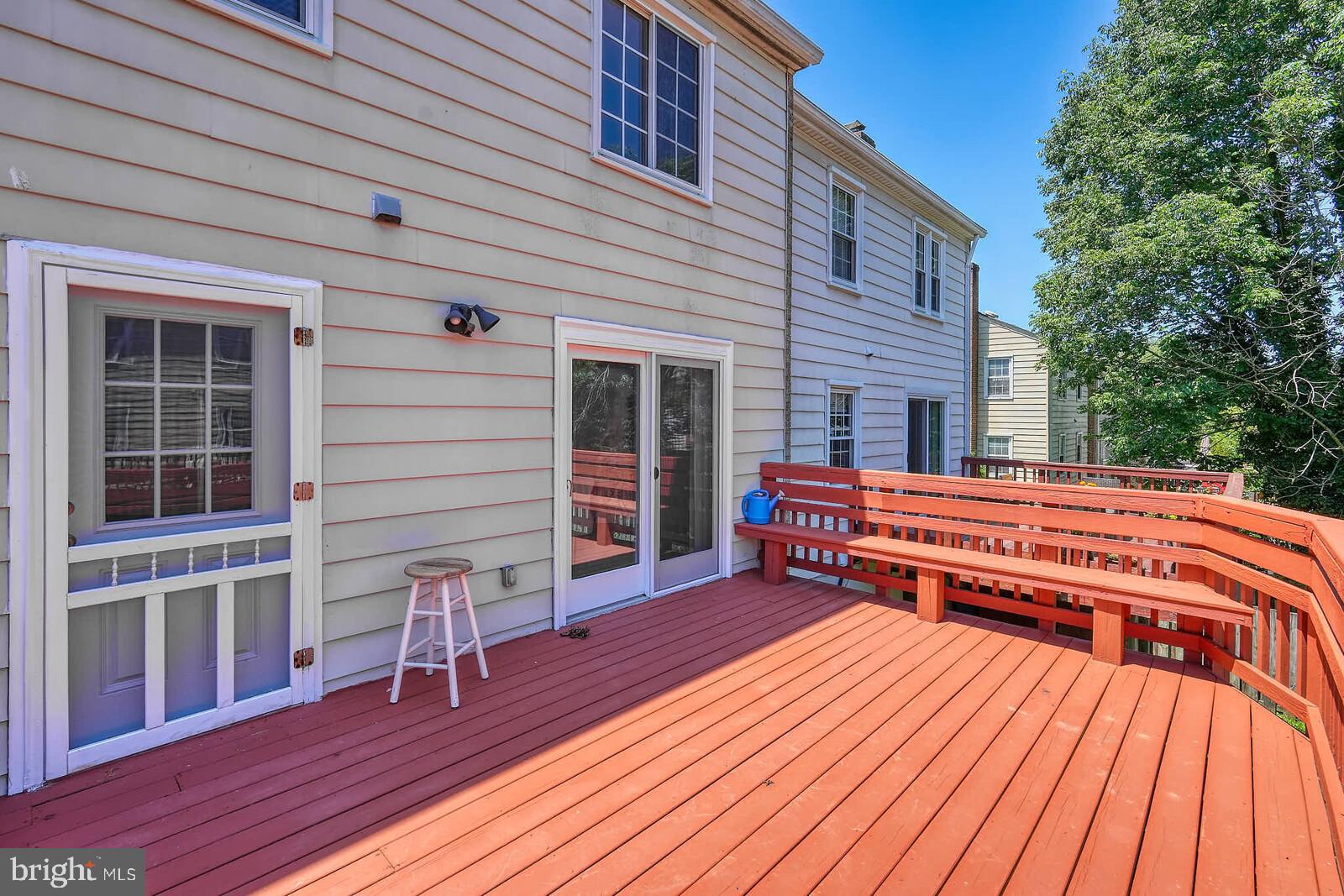 ROCKSHIRE TOWNHOMES - Residential