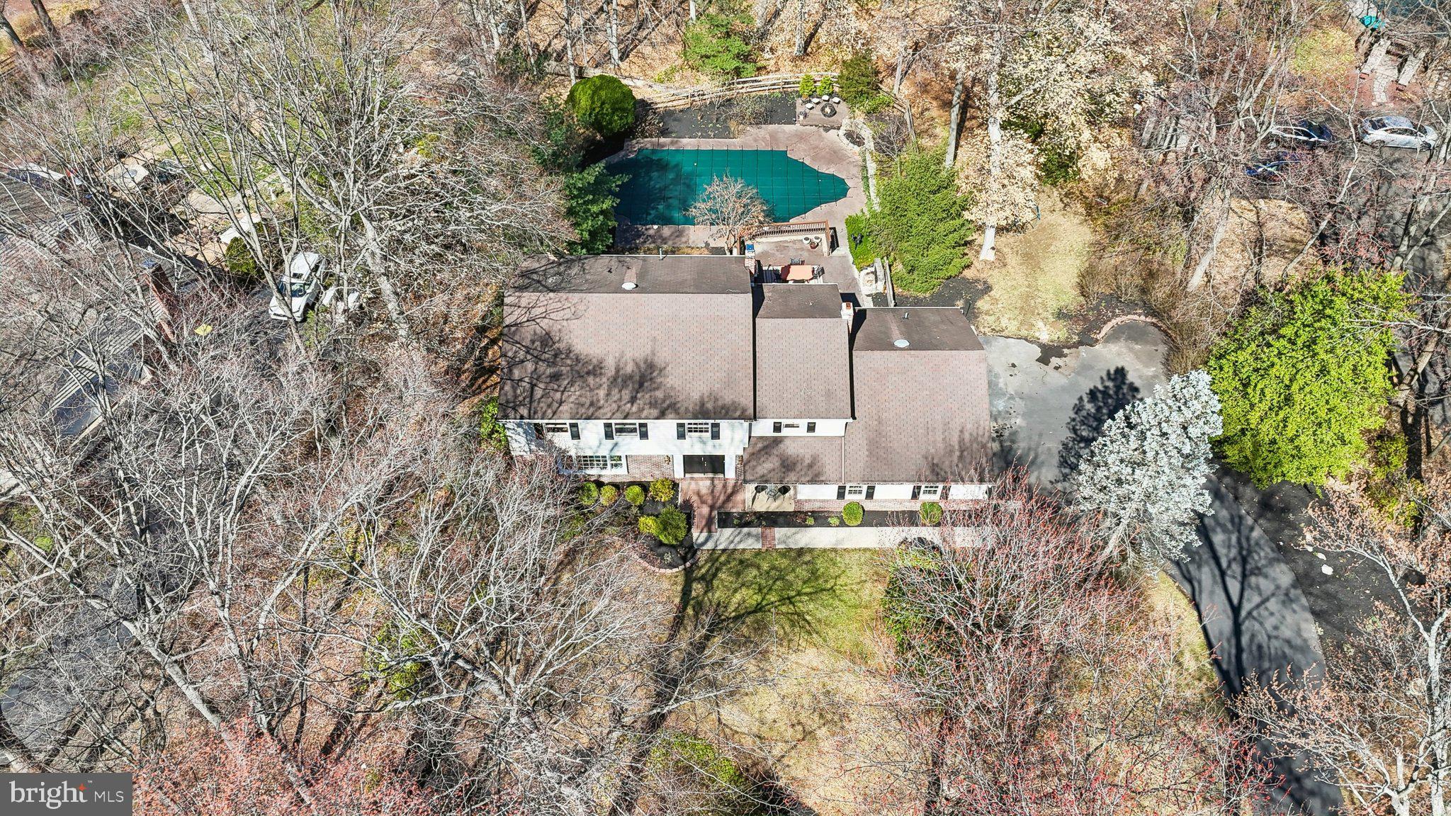 HUNTINGDON VALLEY - Residential