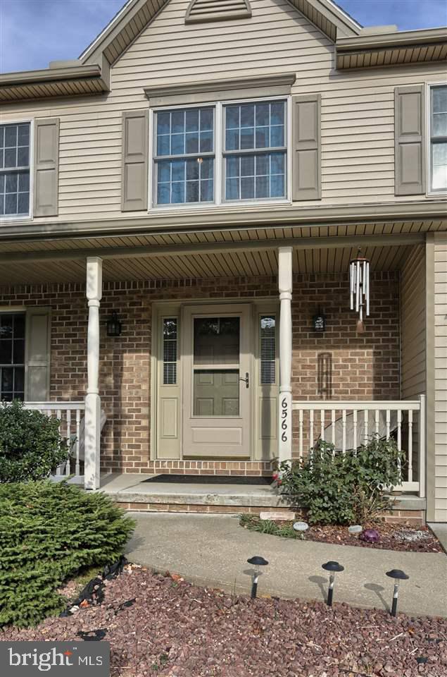 HUNTERS RUN - Residential