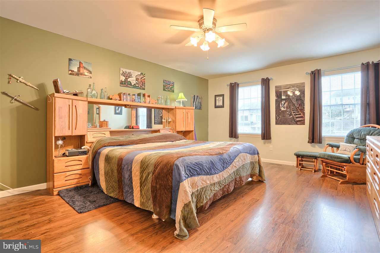 HUNTERS RUN - Residential