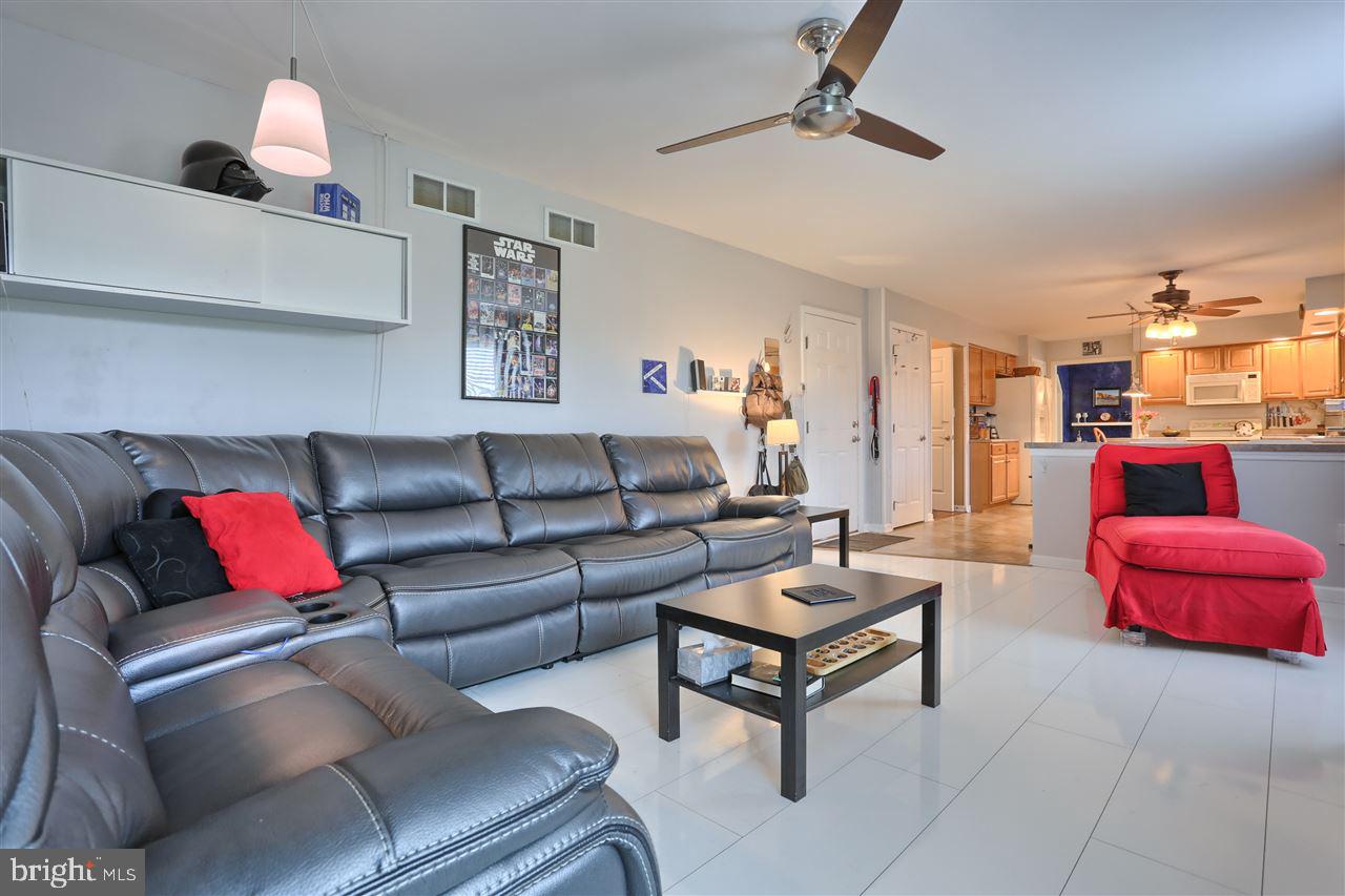 HUNTERS RUN - Residential