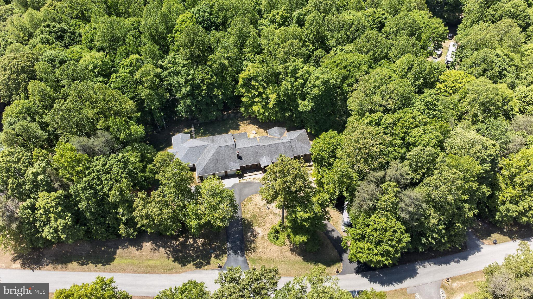 GALLANT GREEN WOODS - Residential