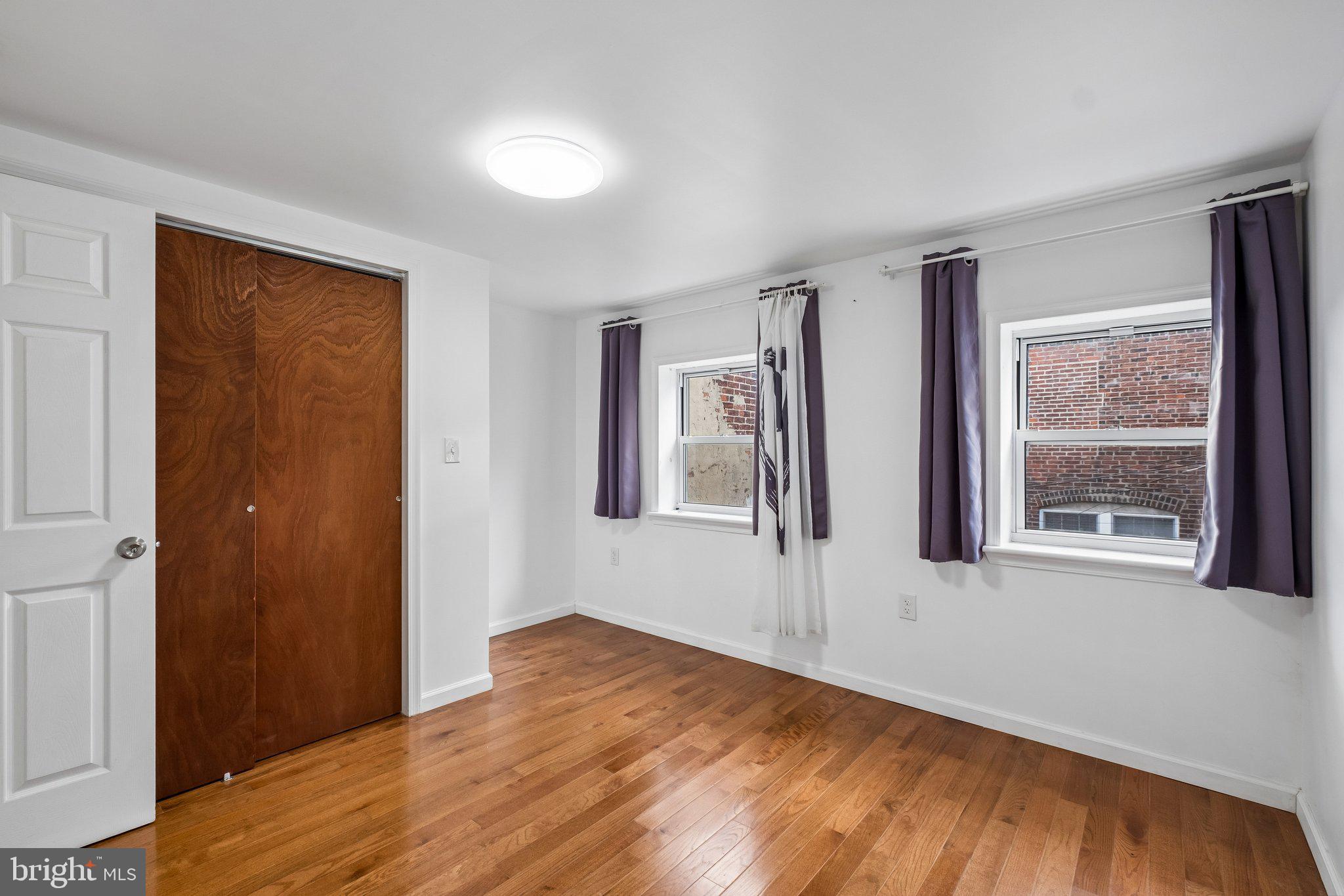 PASSYUNK SQUARE - Residential